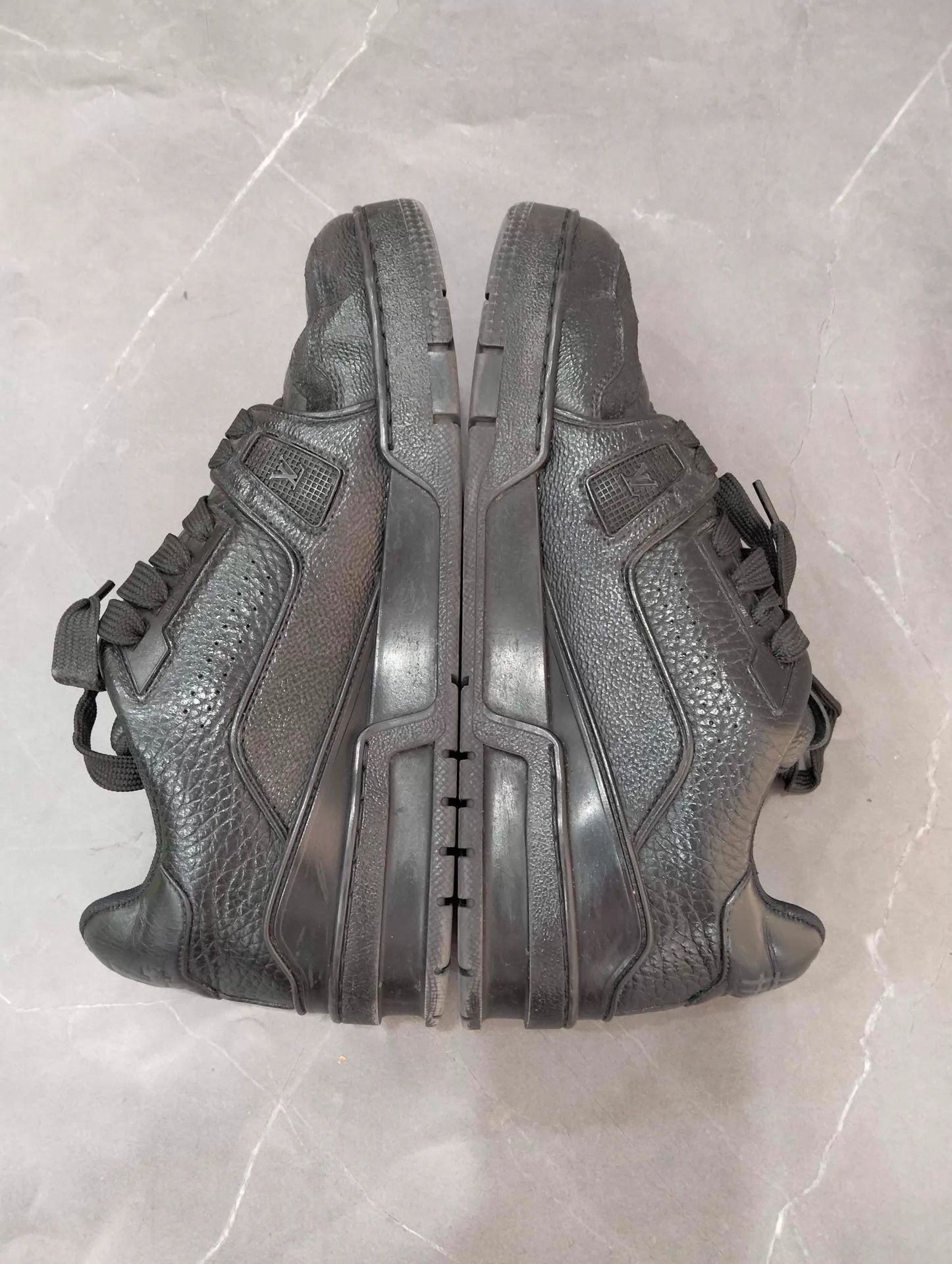 Louis Vuitton LV Trainer Black Warrior 40.5 Size US 7.5 / EU 40-41 - 2 Thumbnail