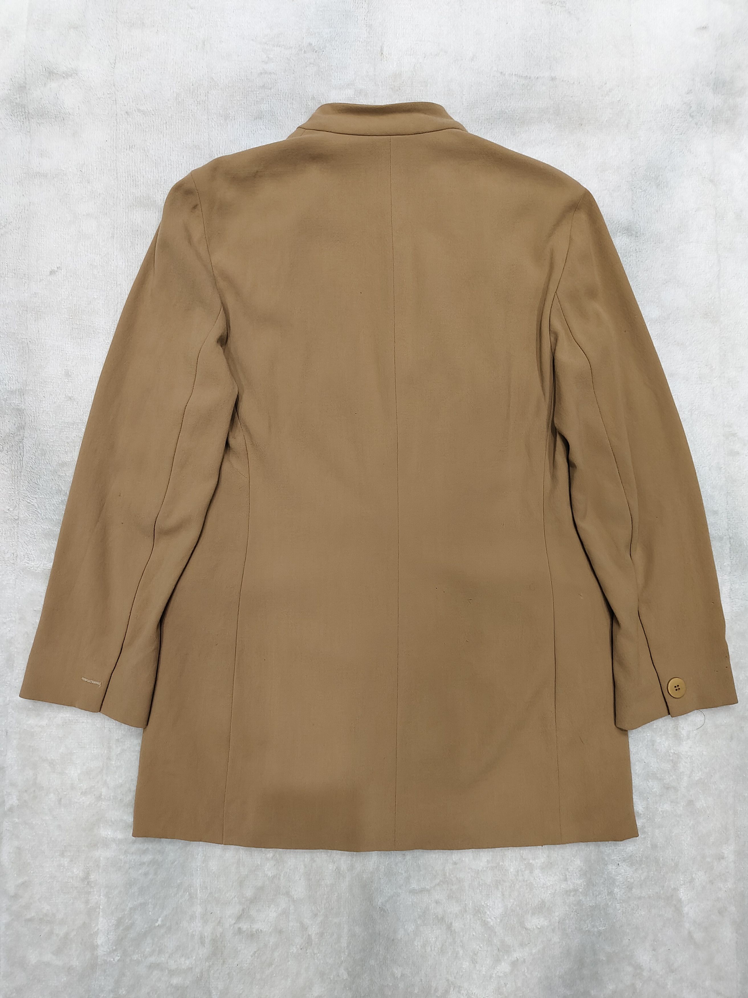 Giorgio Armani 90s Giorgio Armani- Archive Camel Soft Tailored Wool Blazer Size L / US 10 / IT 46 - 5 Thumbnail