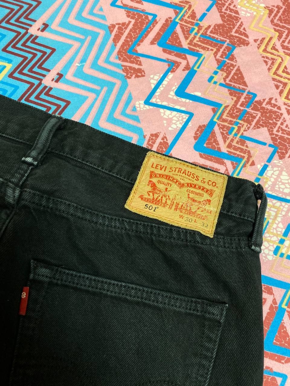 Levi's Y2K Levi's 501 logo jeans pants vintage w30 streetwear Size US 30 / EU 46 - 5 Thumbnail