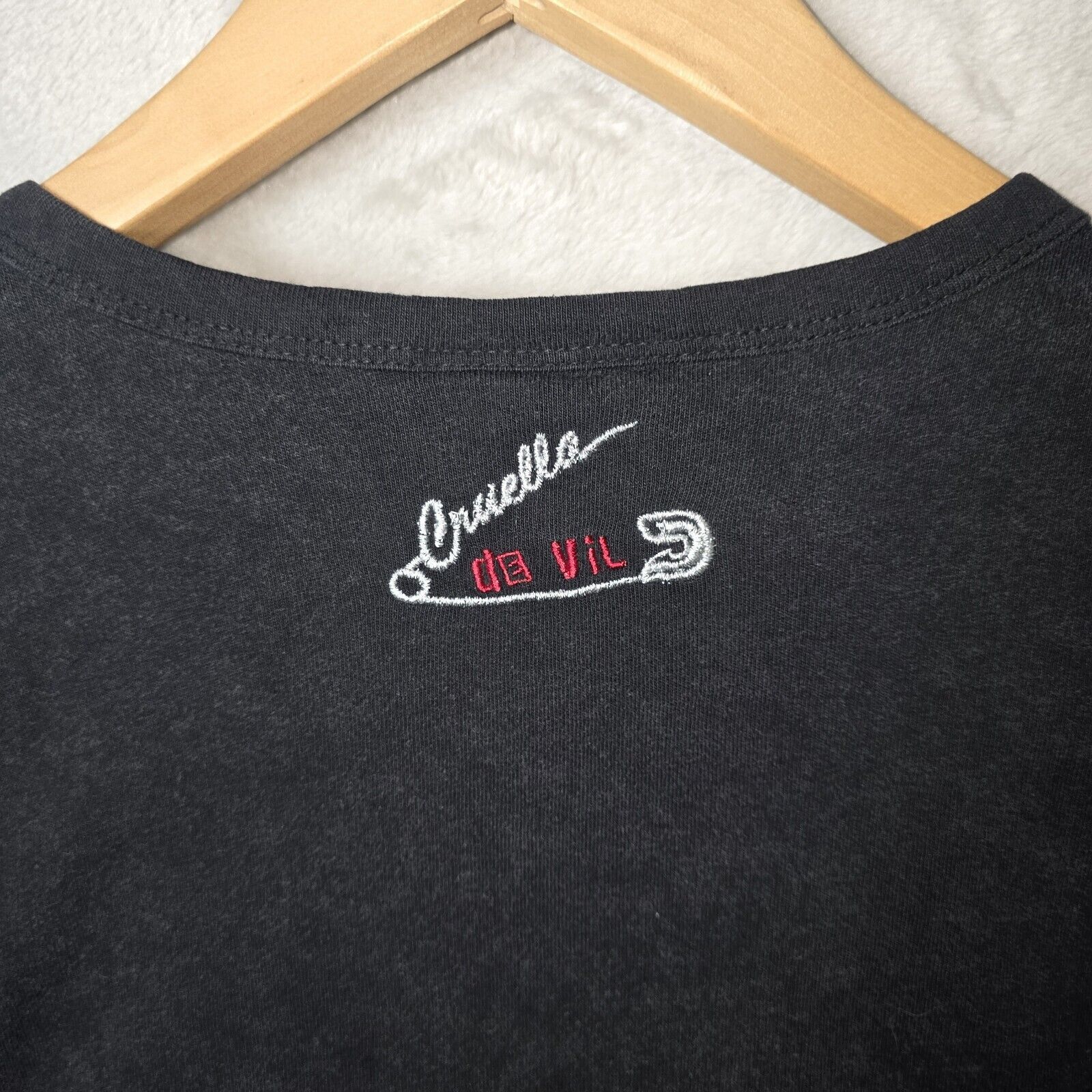 Disney Disney Parks Her Universe Cruella de Vil Evil By Design XL Size US XL / EU 56 / 4 - 7 Thumbnail