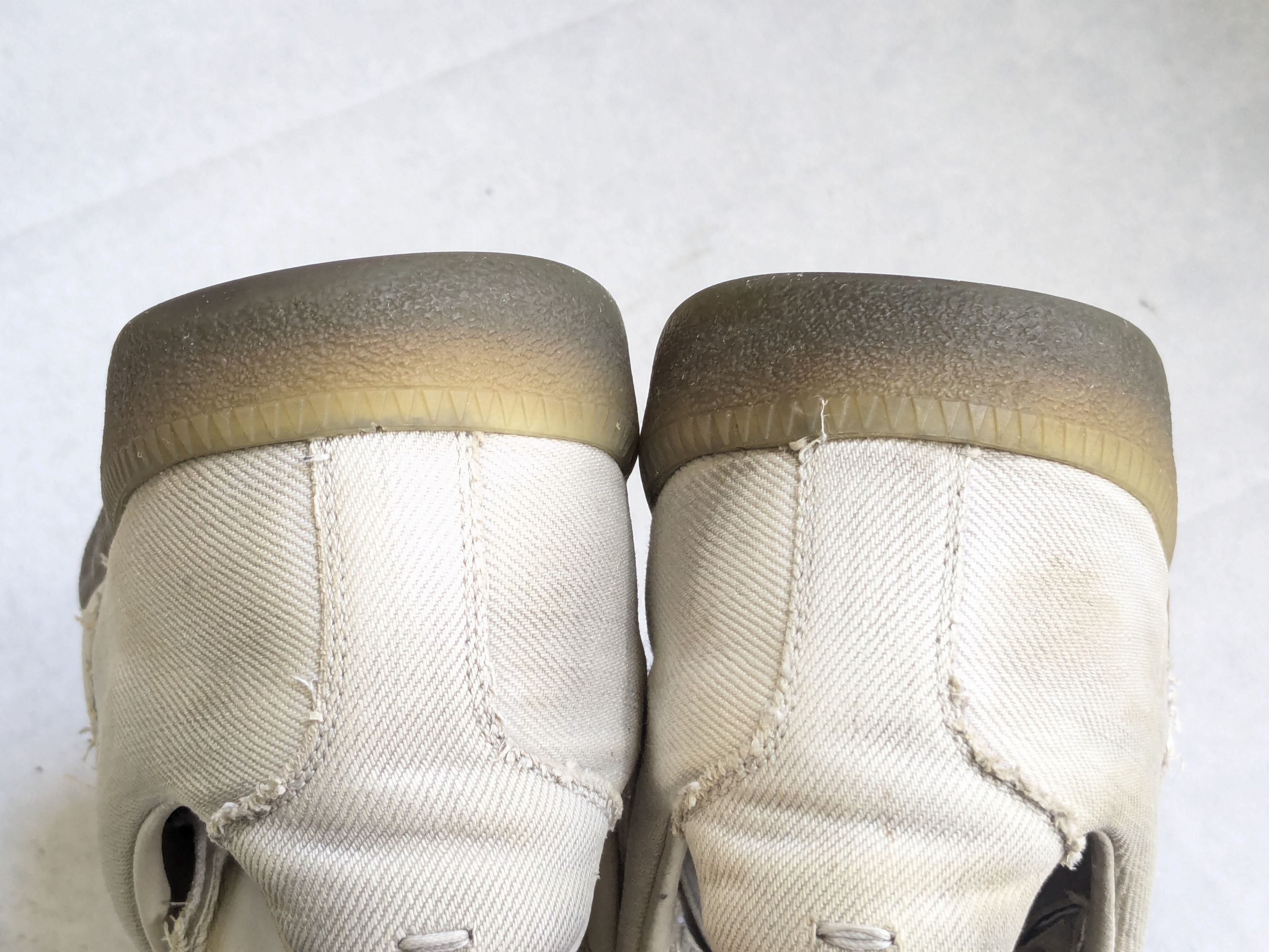 Maison Margiela Maison Margiela Gat Black Paint Splatter White Canvas 43 10 Size US 10 / EU 43 - 16 Thumbnail
