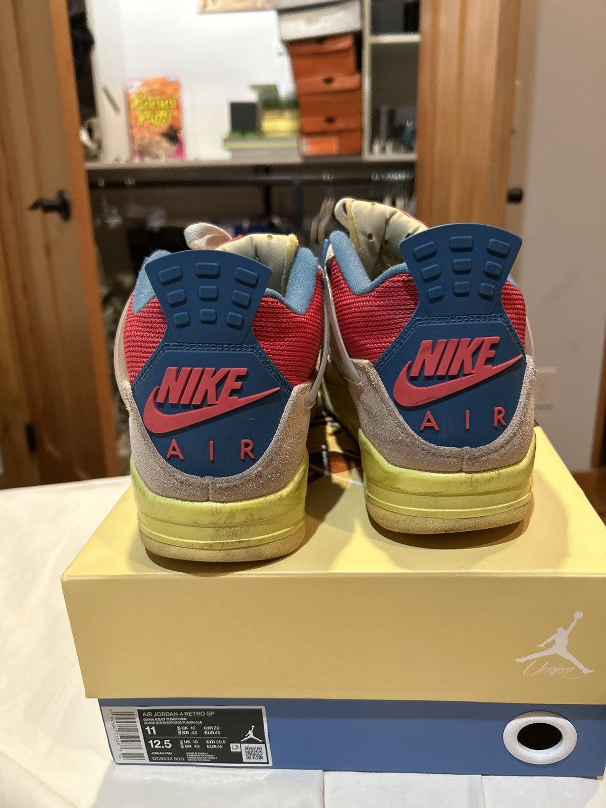 Jordan Brand Air Jordan 4 Union Guava ice Size US 11 / EU 44 - 2 Thumbnail