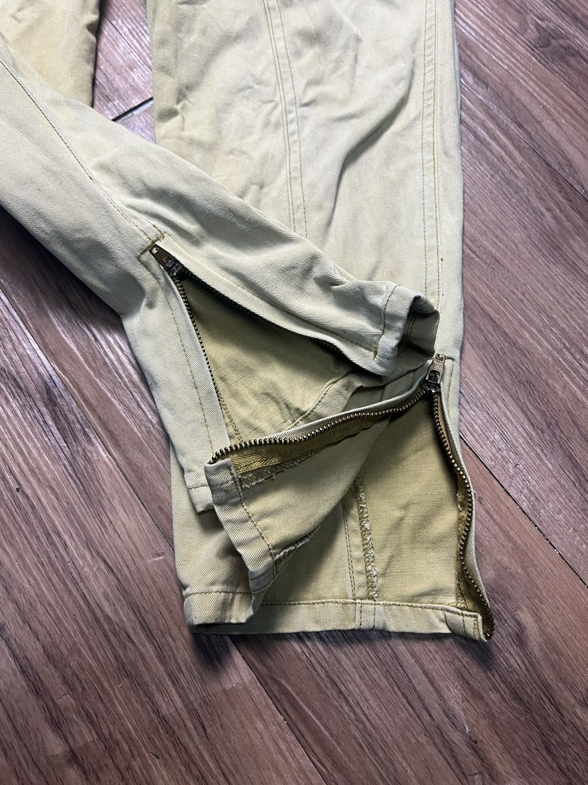 If Six Was Nine LA VIE EN ROSE Panelled Khaki Ankle Zip Pants (42) Size US 26 / EU 42 - 5 Thumbnail