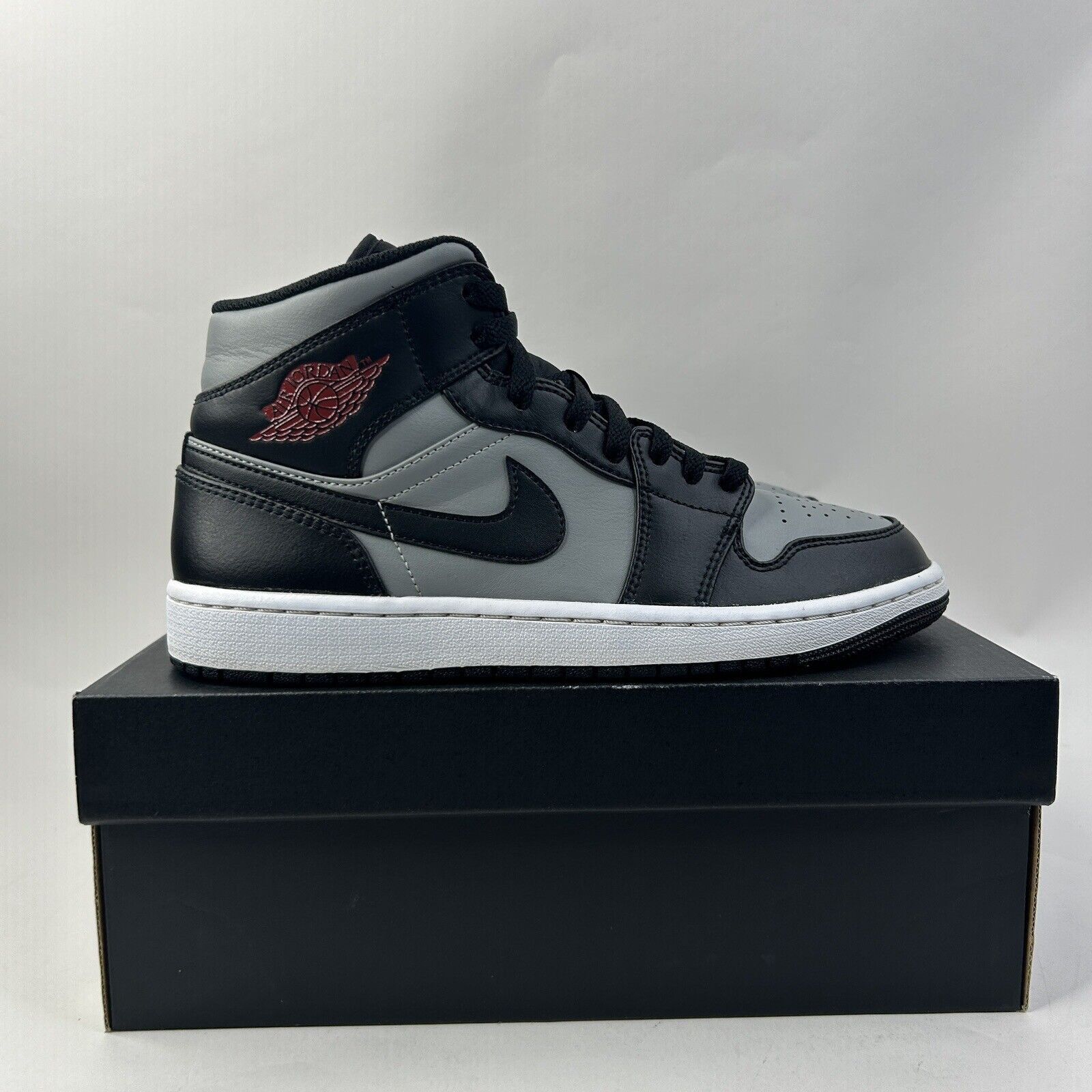 Nike Nike Air Jordan 1 Mid Retro “Shadow/Bred” 2024 Size US 9 / EU 42 - 4 Thumbnail
