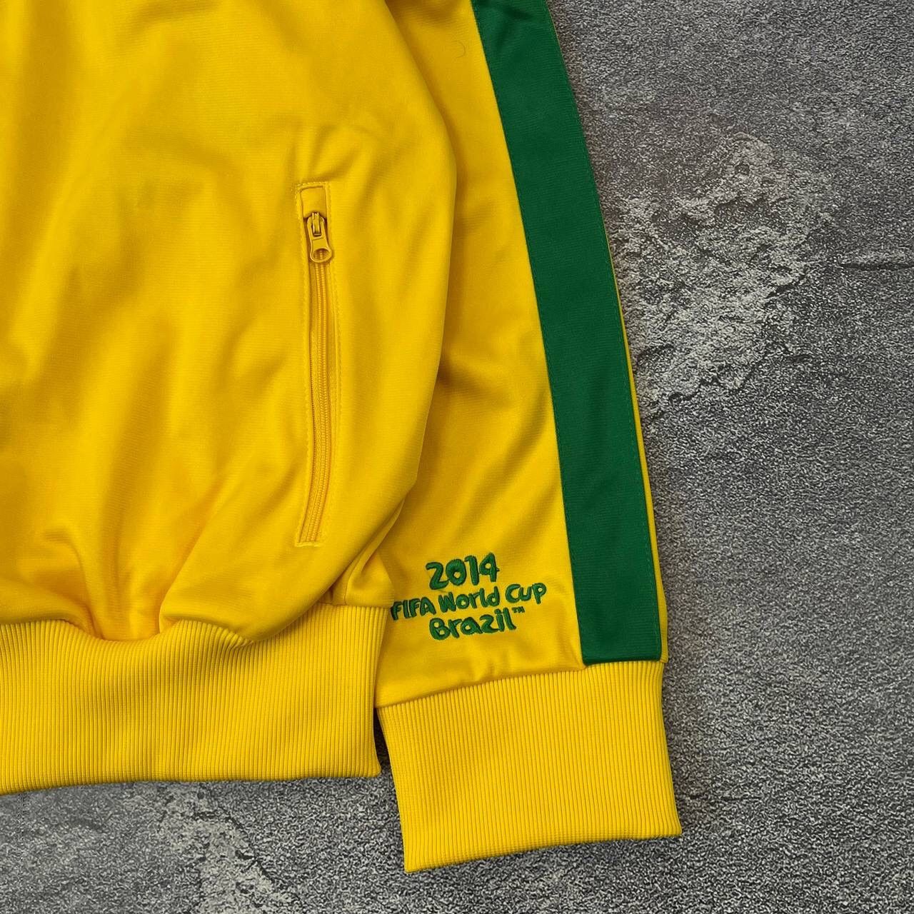 Japanese Brand × Vintage Vintage 2014 Fifa World Cup Brazil Team 🇧🇷 Track Top Jacket Size US L / EU 52-54 / 3 - 10 Thumbnail