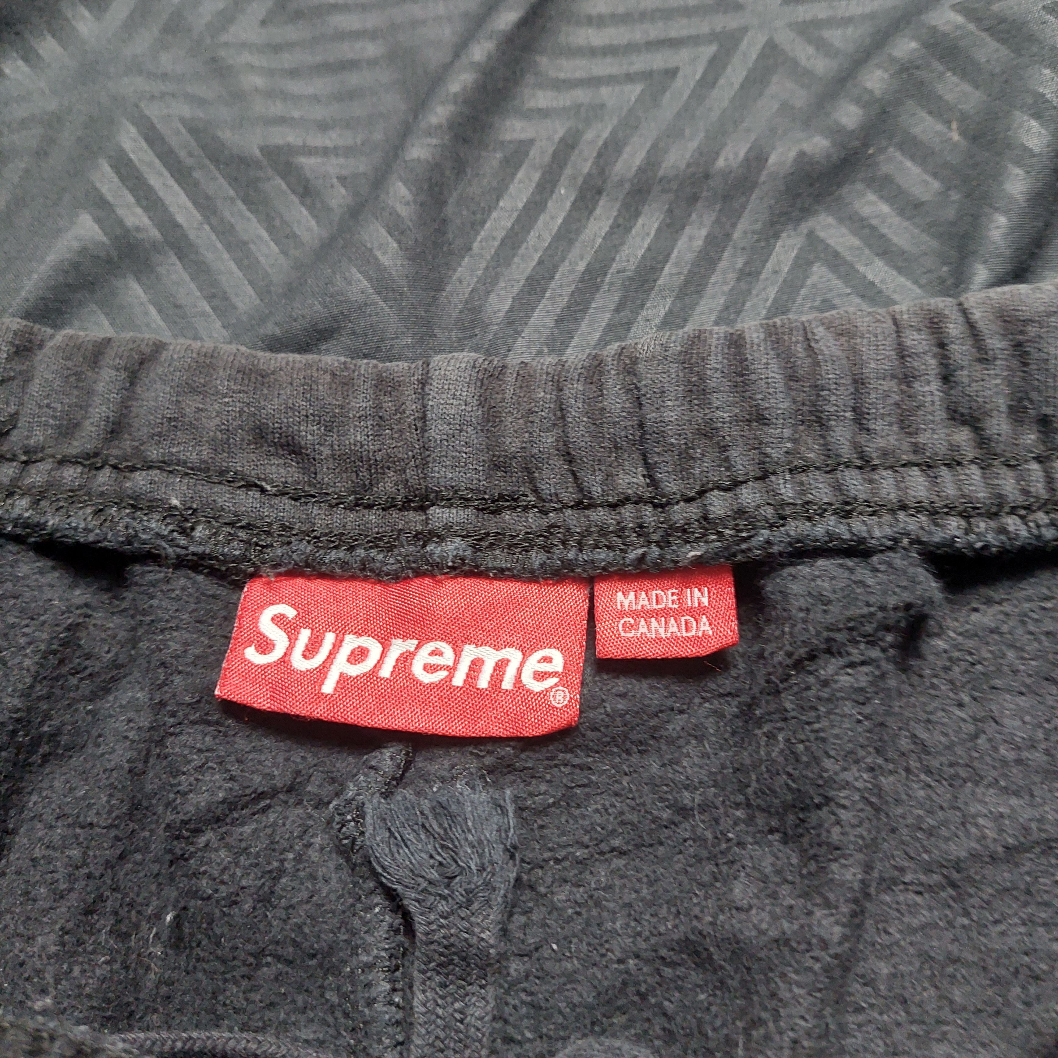 Supreme Supreme topline sweatshort ss19 Size US 30 / EU 46 - 7 Thumbnail