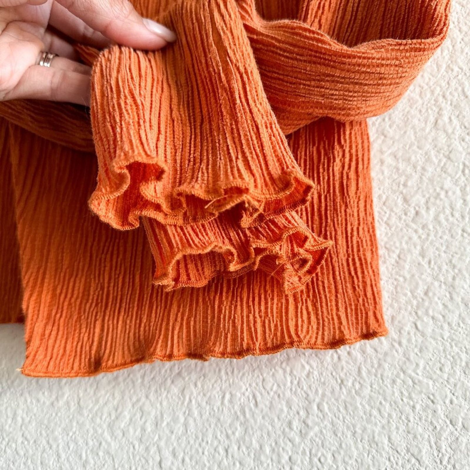 Camila Coelho Camila Coelho Tais Long Sleeve Crinkle Top Orange Small Size S / US 4 / IT 40 - 5 Thumbnail