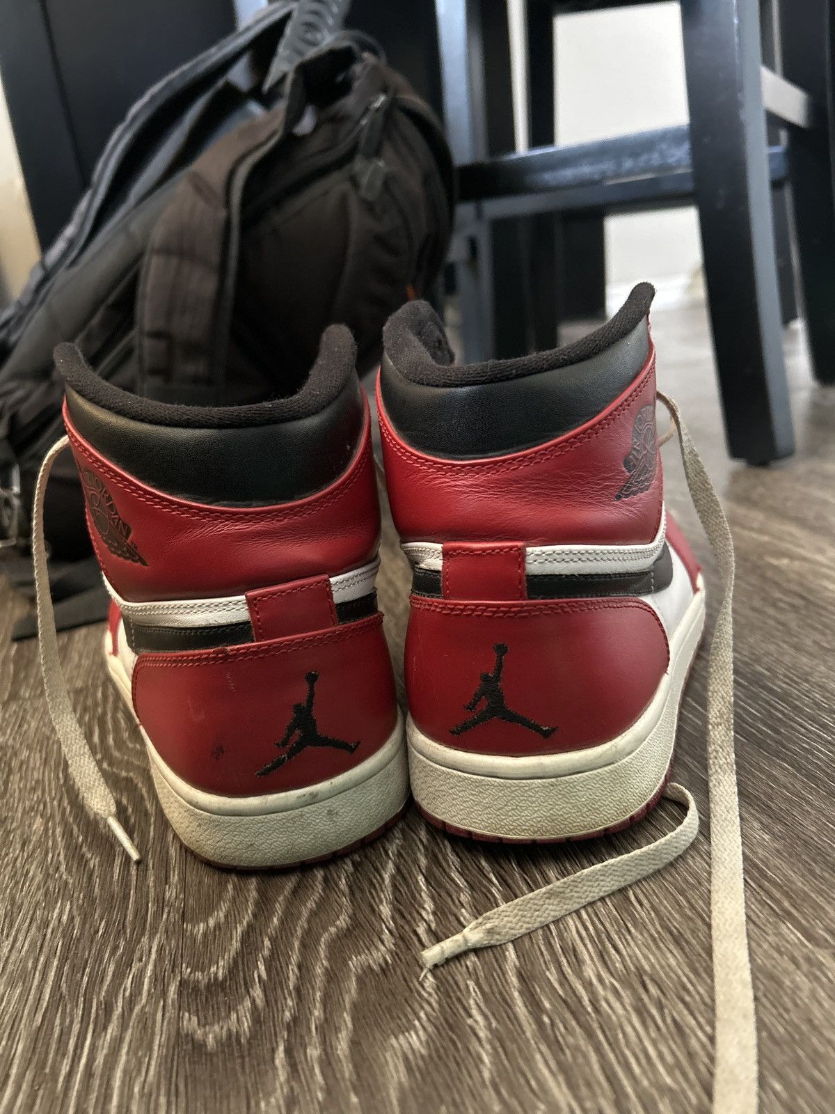 Jordan Brand 2013 Air Jordan Chicago 1s Size US 10 / EU 43 - 1 Thumbnail