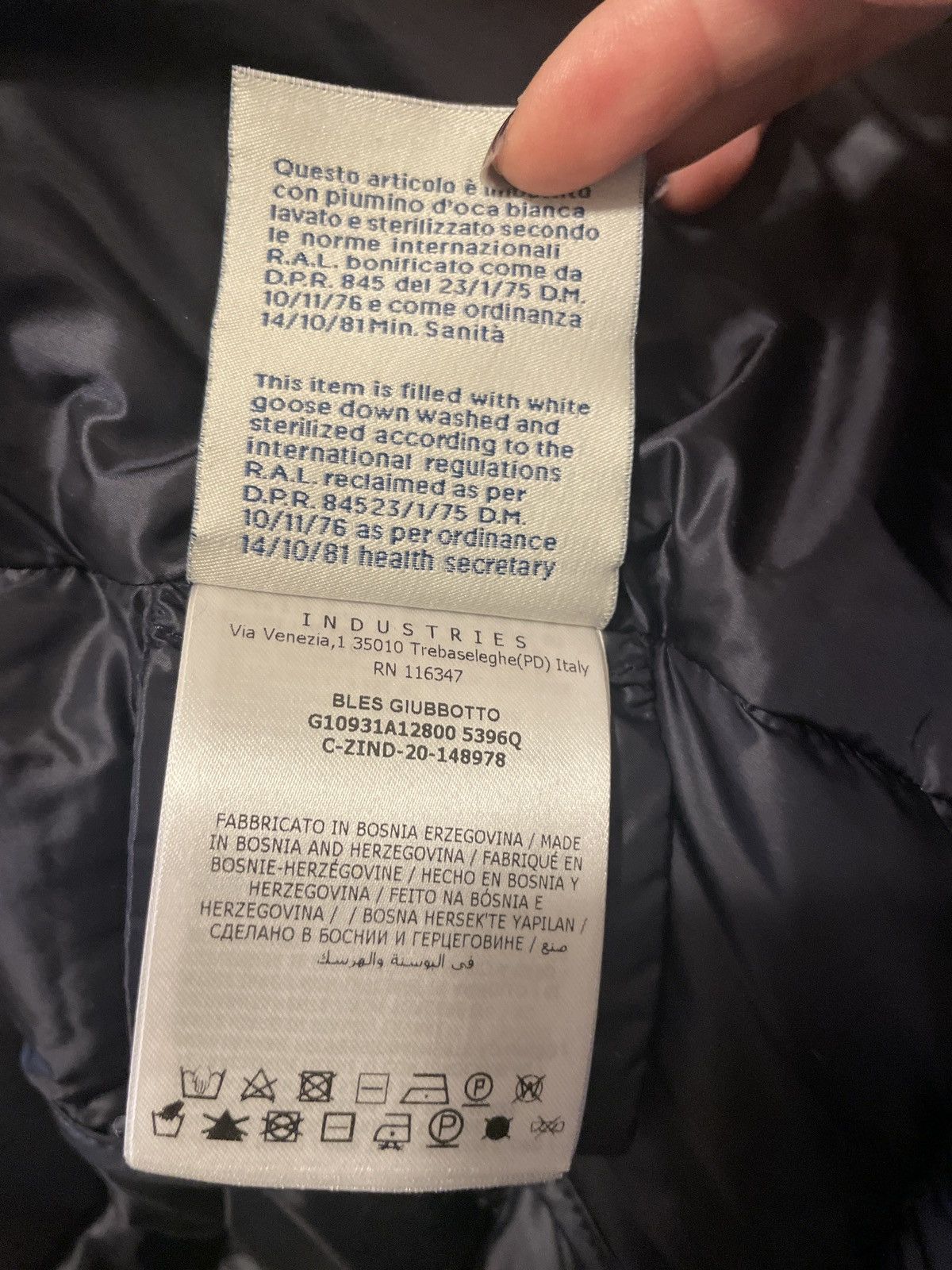 Moncler Moncler Navy Puffer Size XS / US 0-2 / IT 36-38 - 9 Thumbnail