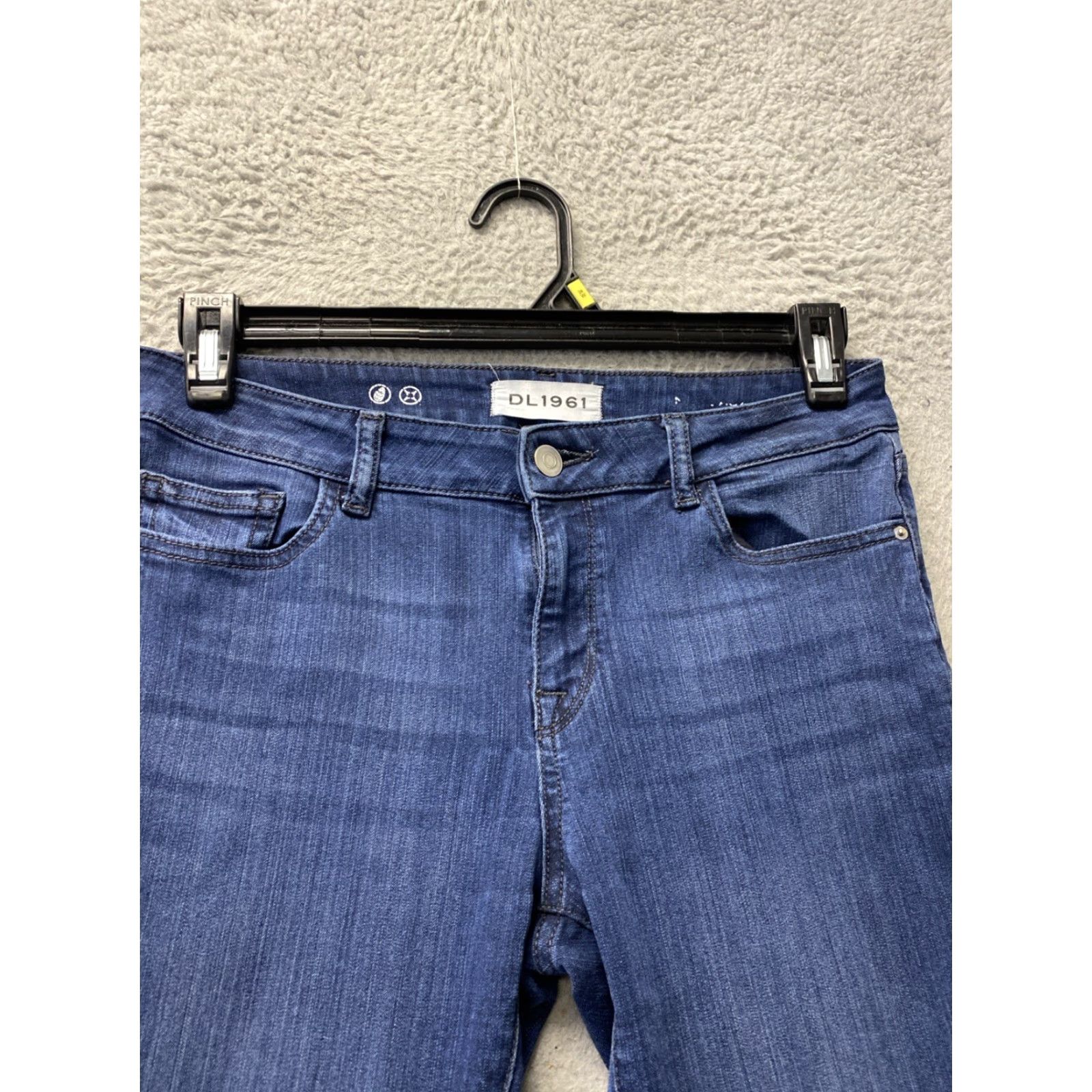 DL1961 DL1961 Women's Emilie Jeans Blue 28x25 Regular Juniors Womens Size 25" / US 0 / IT 36 - 2 Thumbnail
