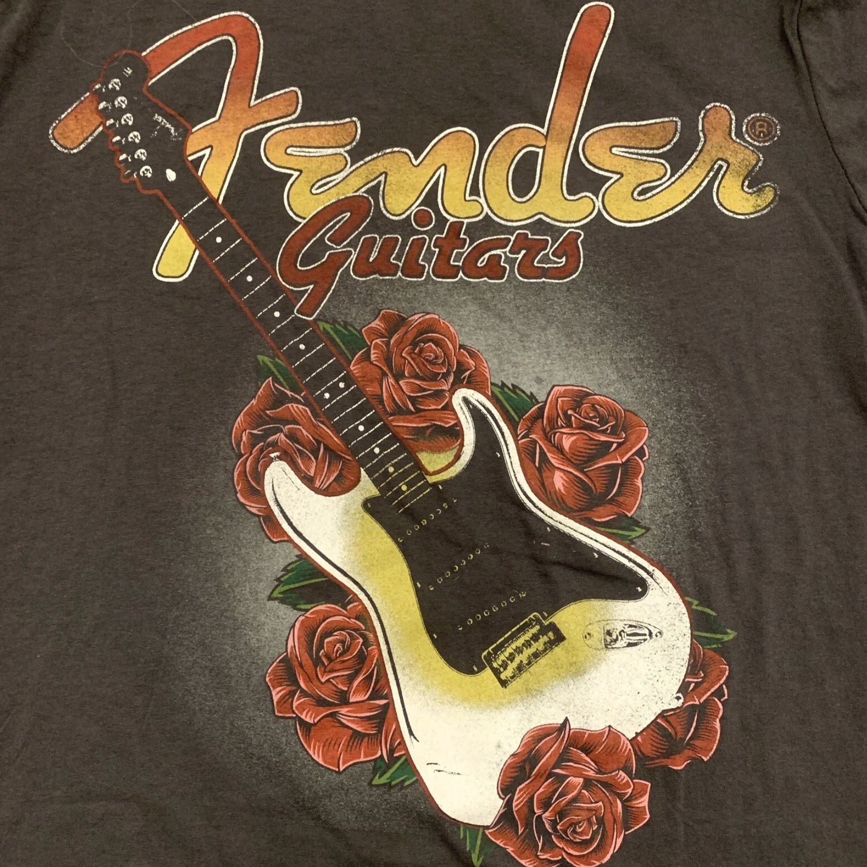 Old Navy Fender Guitars and Roses Medium Rock Band Guitar T-Shirt Old Navy Size US M / EU 48-50 / 2 - 2 Thumbnail