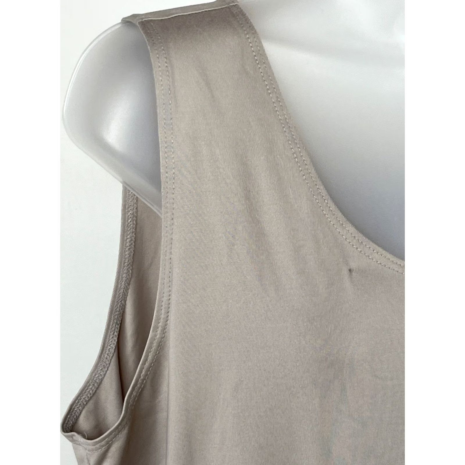 Vintage Chicos Tank Top Womens Beige Scoop Neck Nylon Spandex Sleeveless Casual Comfort Size XS / US 0-2 / IT 36-38 - 3 Thumbnail
