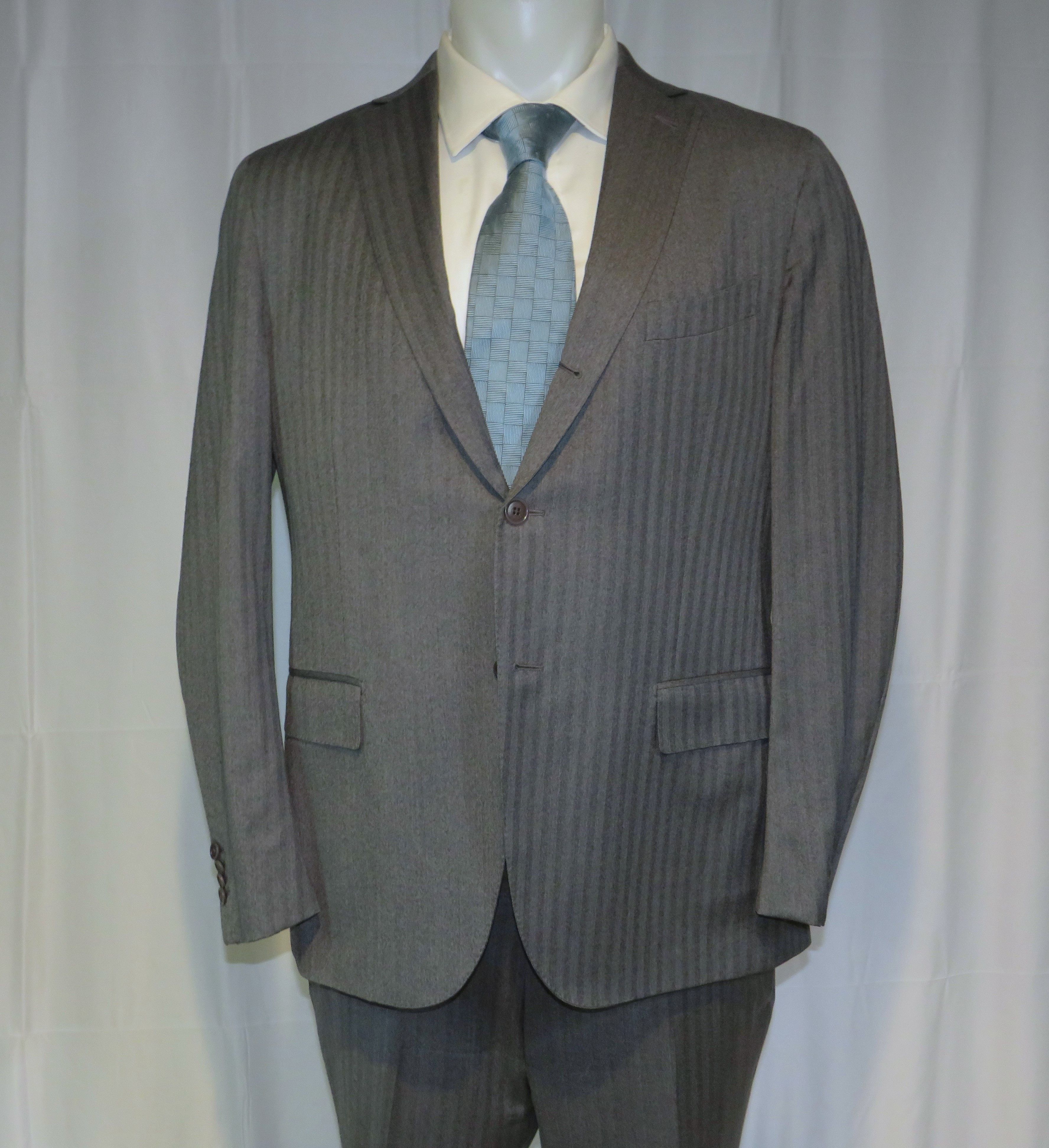 Ermenegildo Zegna Firen Very Recent Gray Herringbone Three Roll Two Suit 44R Size 44R - 3 Thumbnail