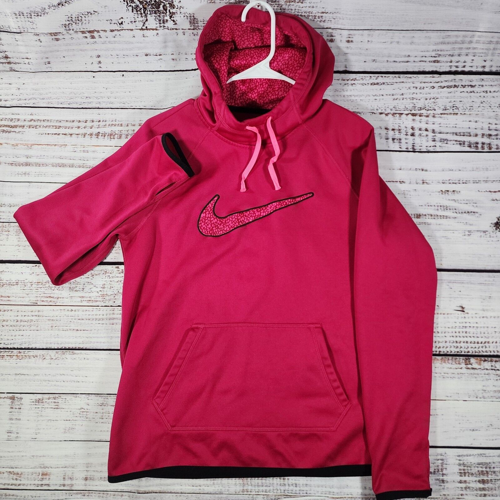 Nike fading swoosh therma hoodie clearance