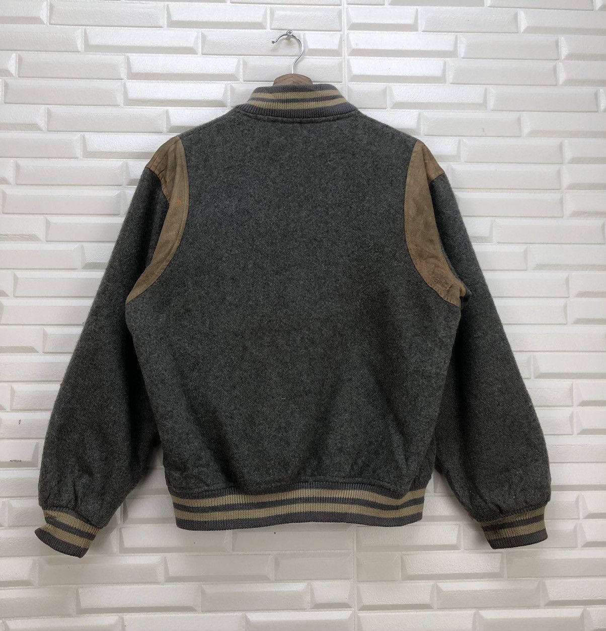 Japanese Brand × Vintage Vintage Varsity Black Wool Jacket Size US M / EU 48-50 / 2 - 3 Thumbnail