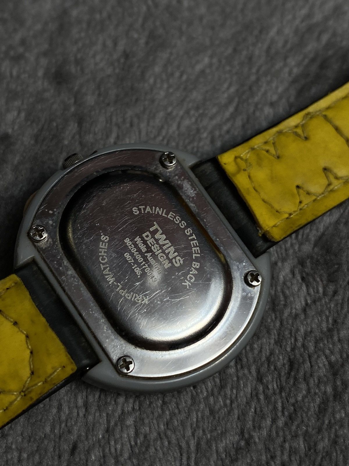 Japanese Brand × Jewelry × Vintage Futuristic Vintage Japanese Style Twins Design Watch Size ONE SIZE - 4 Thumbnail