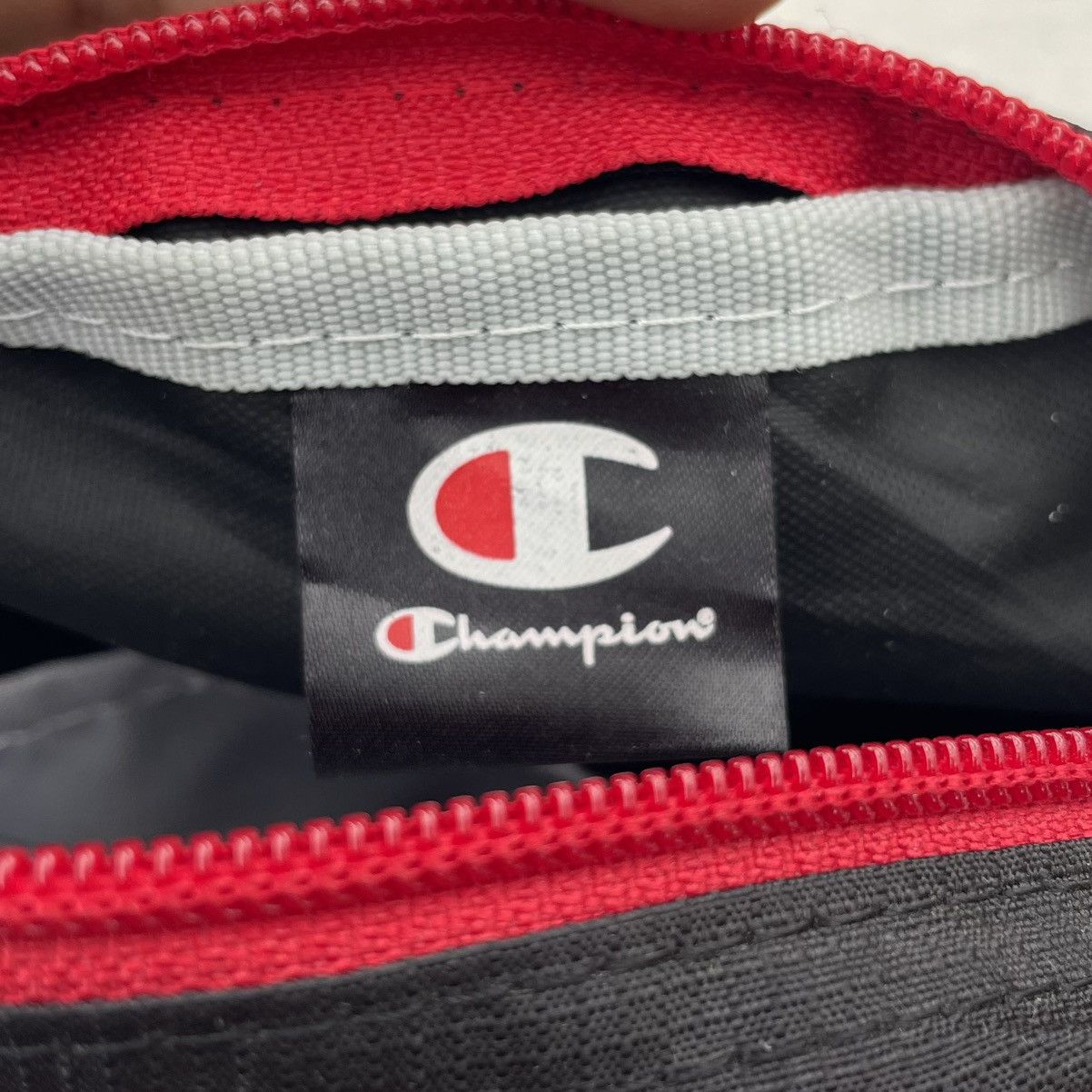Champion STREET STYLE CHAMPION CROSSBODY Size ONE SIZE - 9 Thumbnail