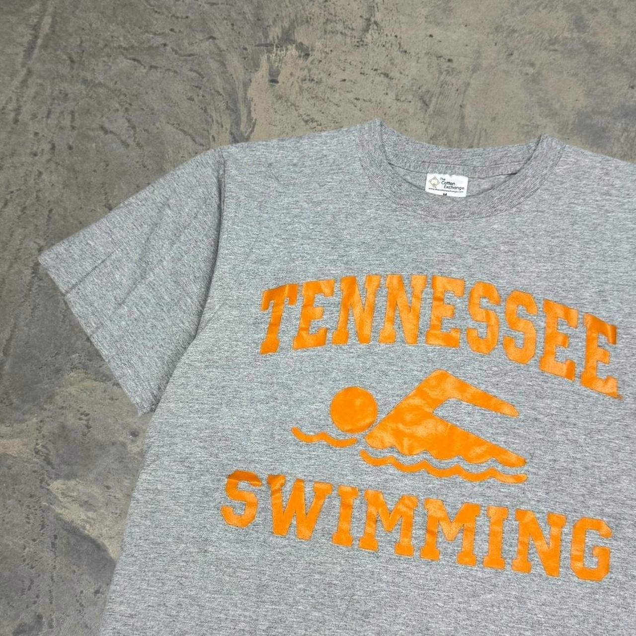 Vintage Vintage Y2K Tennessee Swimming T-Shirt Size US M / EU 48-50 / 2 - 1 Thumbnail