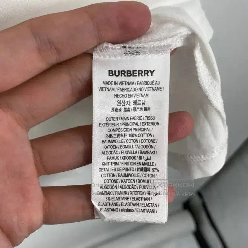 Burberry Burberry Women's Summer White Cotton T-Shirt. Size M / US 6-8 / IT 42-44 - 4 Thumbnail