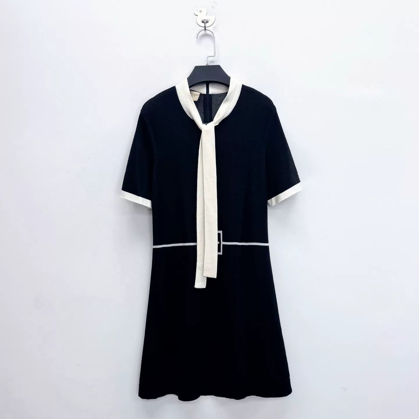 Gucci Gucci FW23 Wool Striped Dress Size L / US 10 / IT 46 - 1 Thumbnail