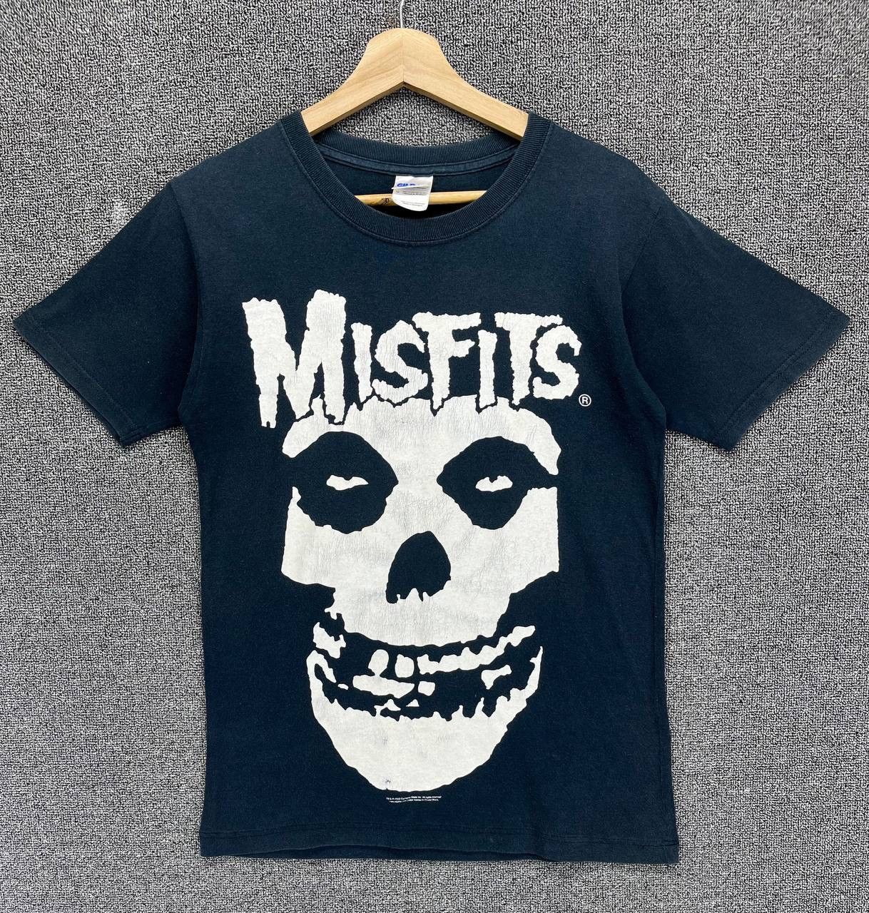 Band Tees Vintage Y2K Misfits Punk Rock Band Tees T Shirts Size US L / EU 52-54 / 3 - 1 Thumbnail