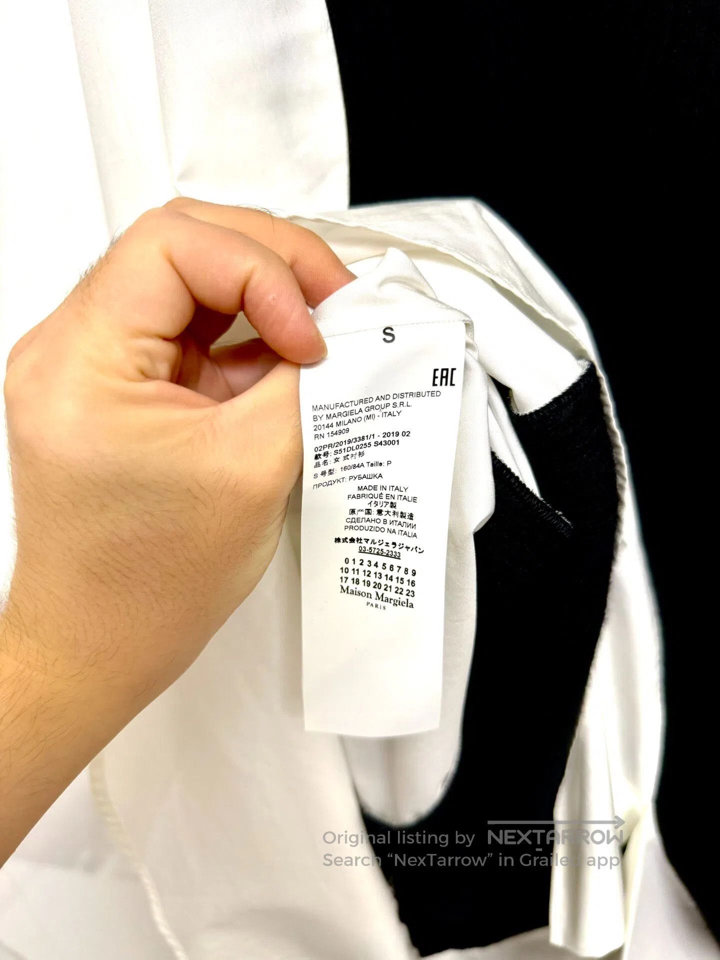 Maison Margiela Maison Margiela Black and White Faux Two-Piece Shirt Sweat Size US S / EU 44-46 / 1 - 6 Thumbnail