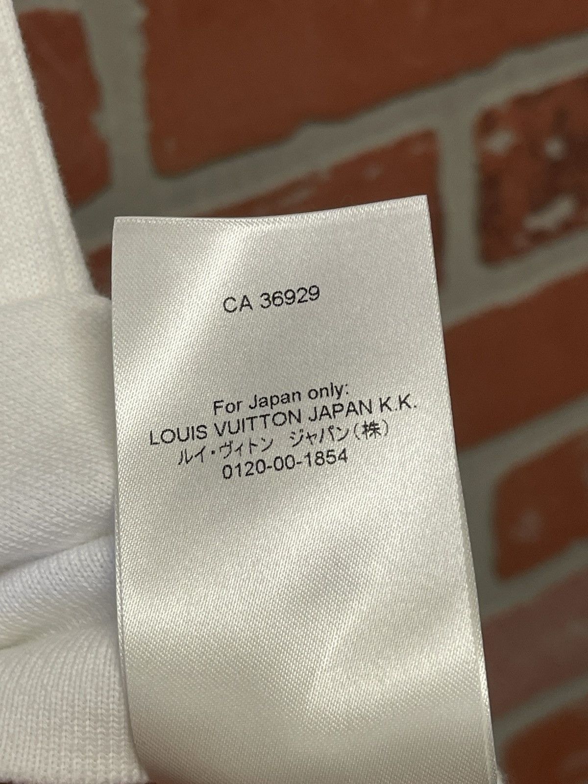 Louis Vuitton Size S - Louis Vuitton White & Blue Logo Intarsia T-Shirt Size US S / EU 44-46 / 1 - 16 Thumbnail