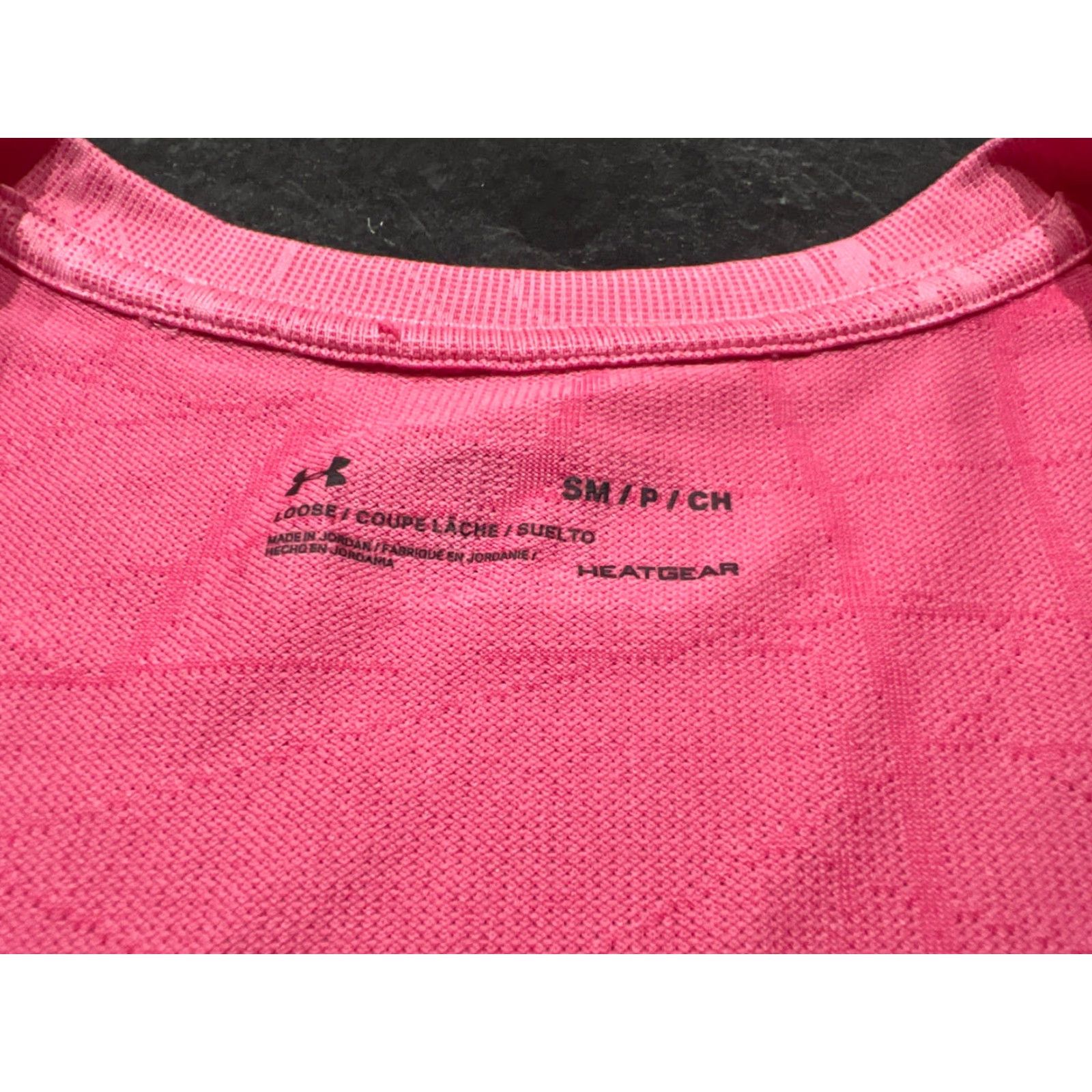 Under Armour Under Armour T-Shirt Women's V-Neck Short Sleeve Pink Size Small Adult Small Regular Fit Moisture Wicking Sports Shirt Size S / US 4 / IT 40 - 5 Thumbnail