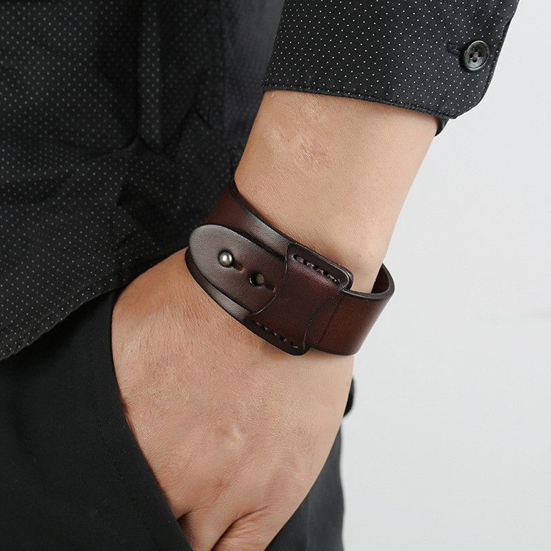 Japanese Brand Leather Wristband Size ONE SIZE - 1 Thumbnail