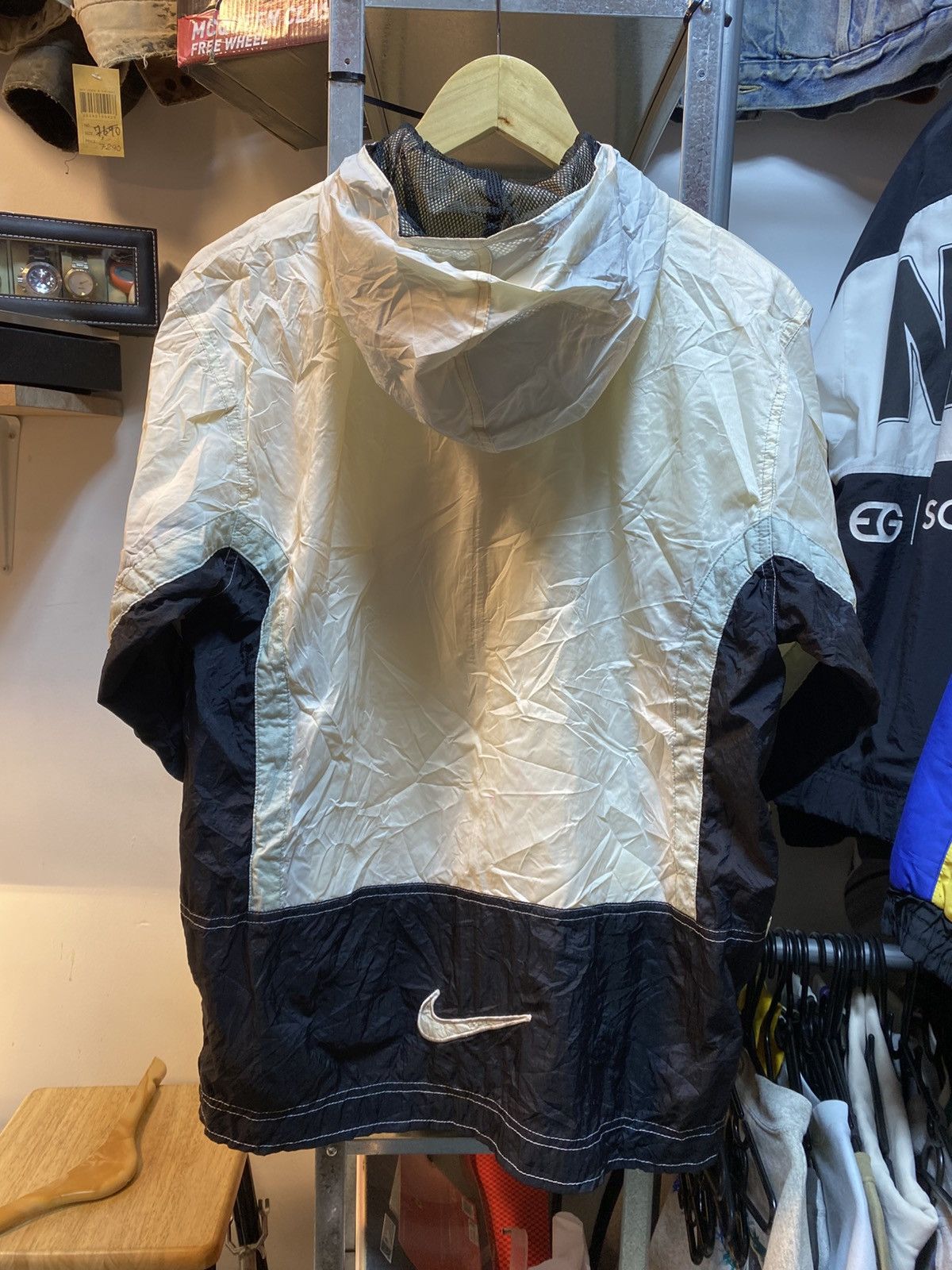 Nike Vintage Nike Spell Out Windbreaker Jacket Size US M / EU 48-50 / 2 - 4 Thumbnail