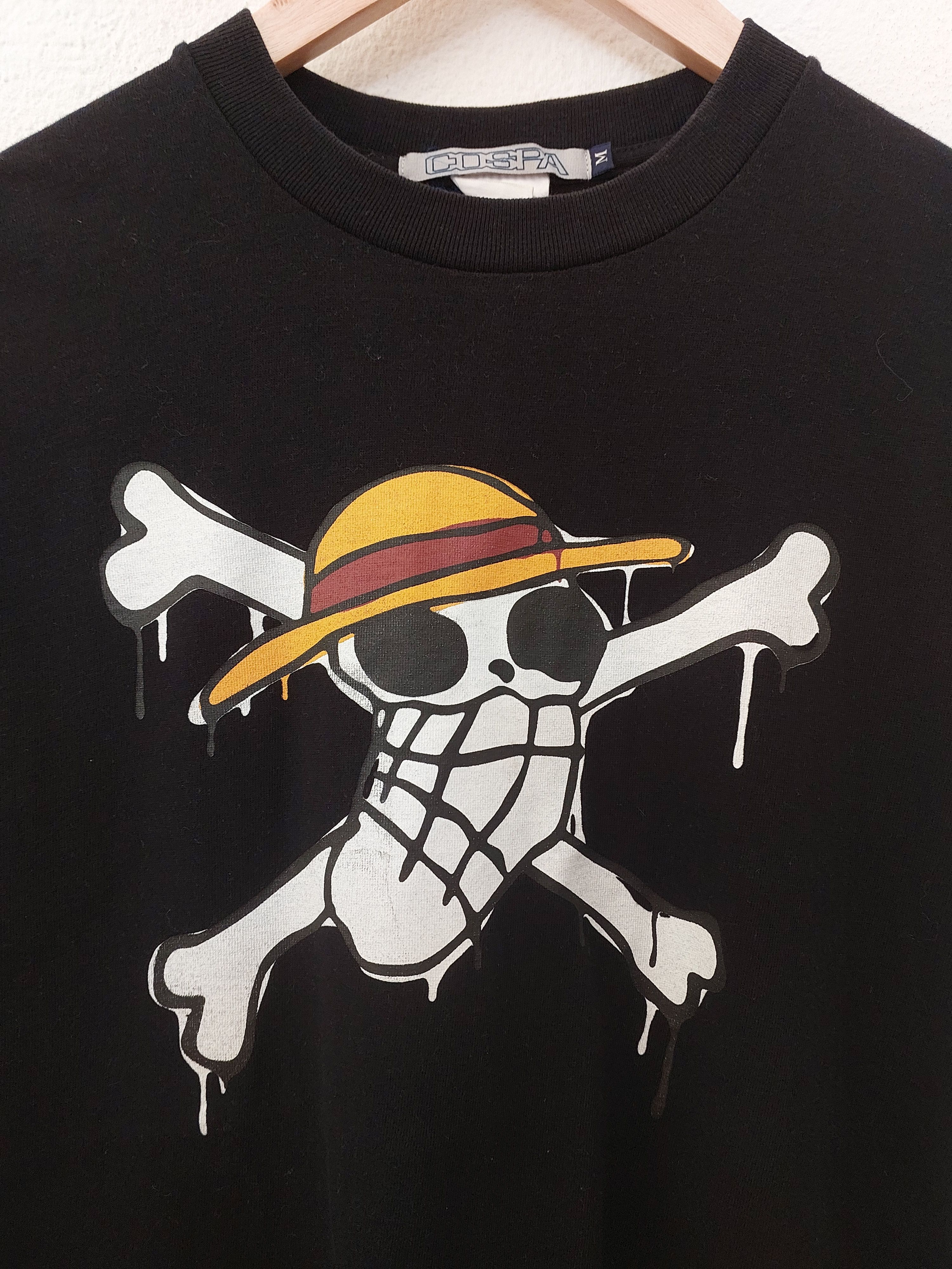 Anime VINTAGE ONE PIECE ANIME MUGIWARA FLAG T-SHIRT Size US M / EU 48-50 / 2 - 3 Thumbnail