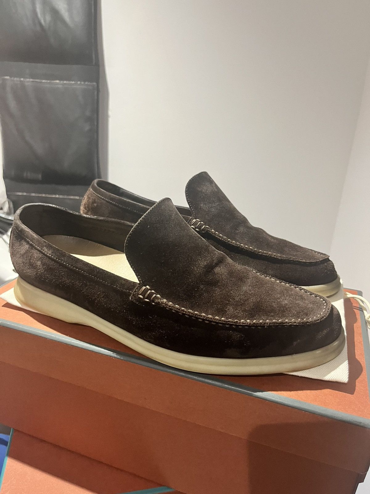 Loro Piana Loro piana brown summer walk uk 8 eu 42 Size US 9 / EU 42 - 2 Thumbnail