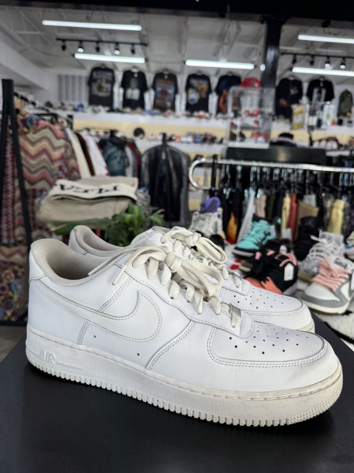 Nike Nike Air Force 1 Low Sz. 12.5 Size US 12.5 / EU 45-46 - 6 Thumbnail
