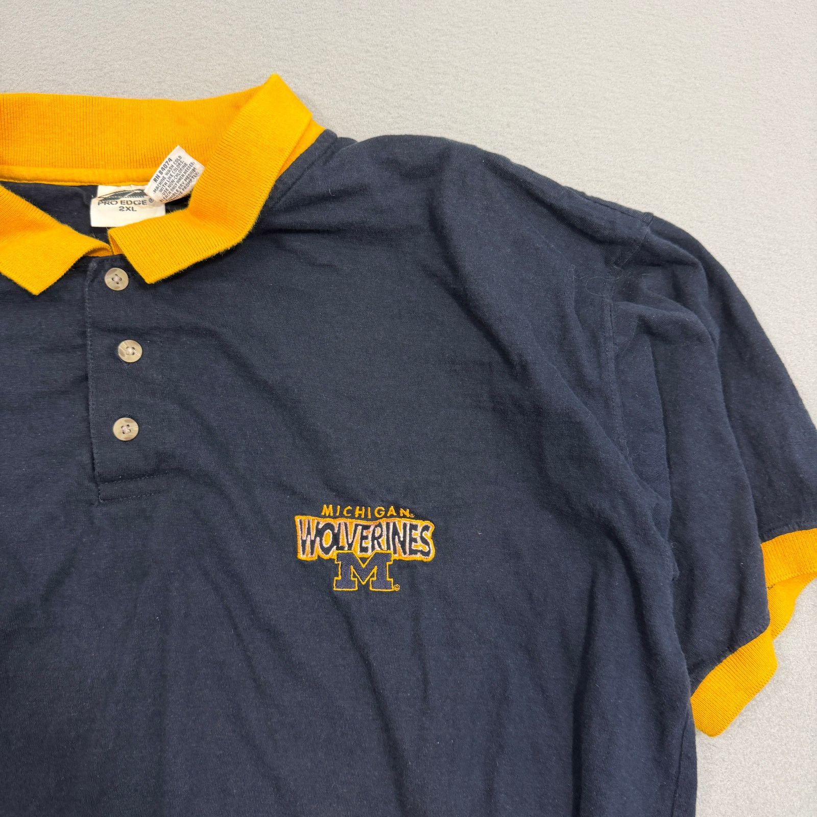 Vintage Vintage Michigan Wolverines Polo Shirt 2XL Blue Yellow 90s Size US XXL / EU 58 / 5 - 4 Thumbnail