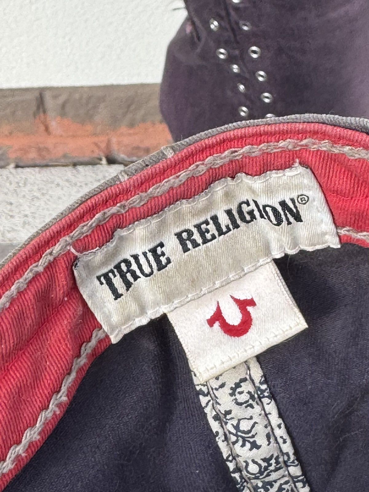 True Religion Vintage True Religion Spellout Embroidered Cap Snapback Size ONE SIZE - 9 Thumbnail