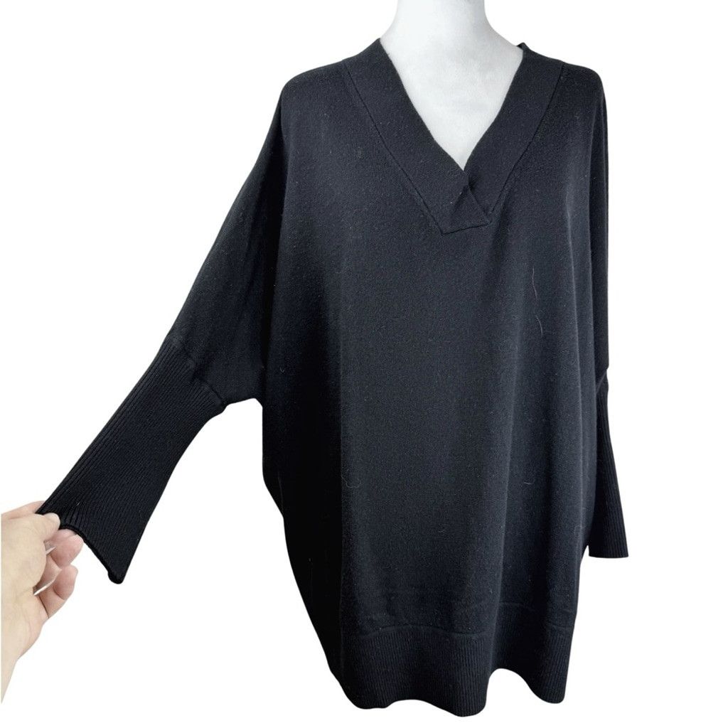 Other MATTY M Women's Contemporary Chic Black V-neck Sweater XXL Size XXL / US 16-18 / IT 52-54 - 1 Thumbnail