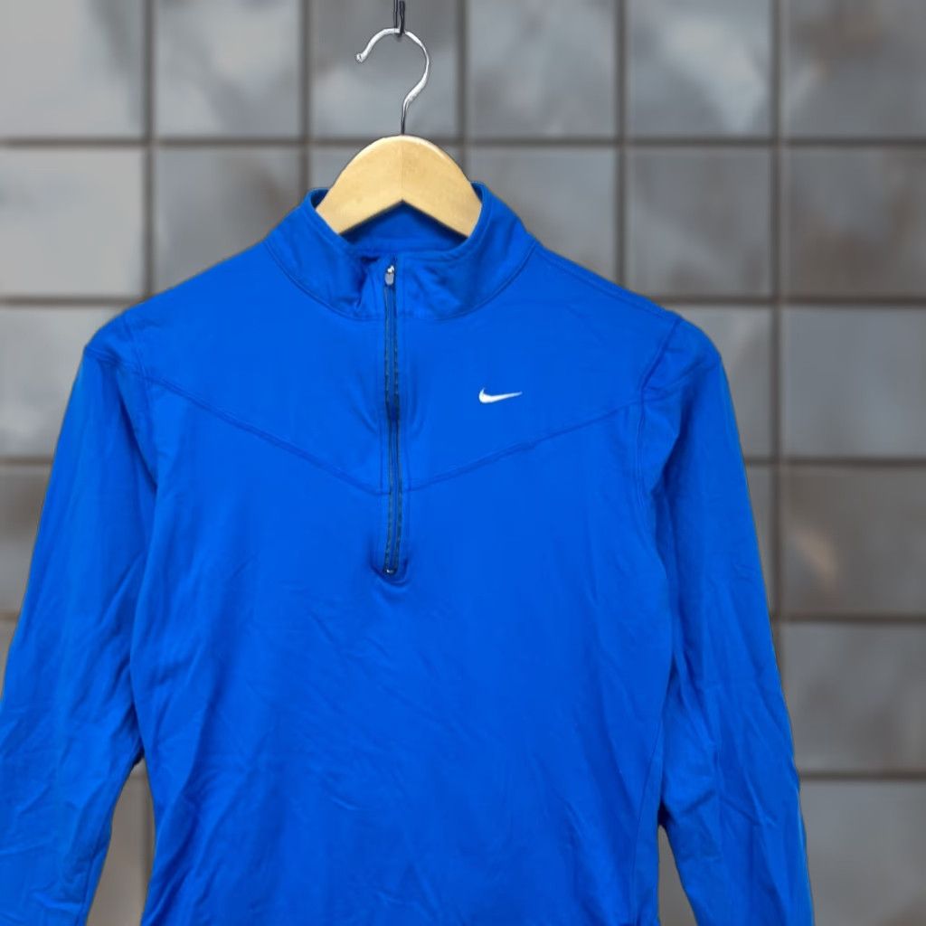 Nike VINTAGE Nike Quarter Zip Athletic Long Sleeve Top Embroidered Swoosh Women's Medium Size M / US 6-8 / IT 42-44 - 1 Thumbnail