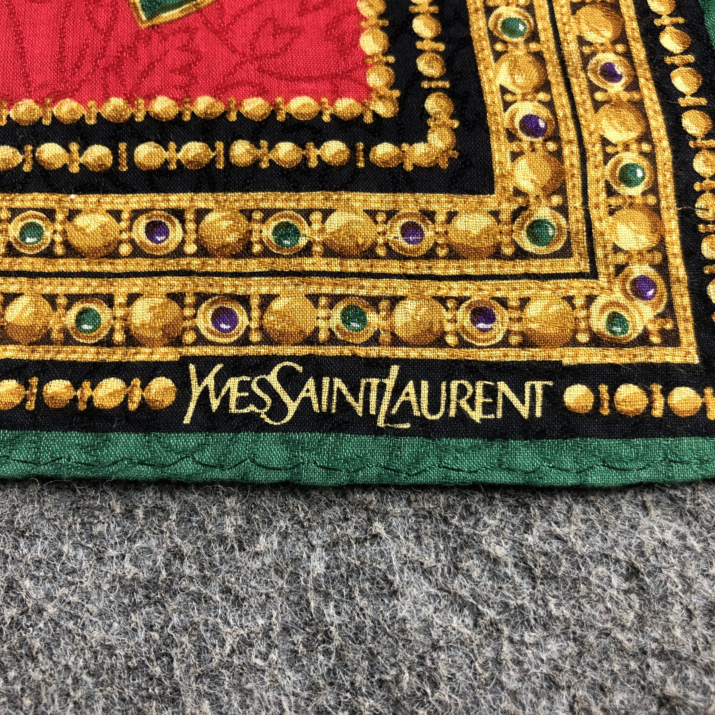 Yves Saint Laurent Yves Saint Laurent Handkerchief Neckerchief Bandana H2629 Size ONE SIZE - 3 Thumbnail