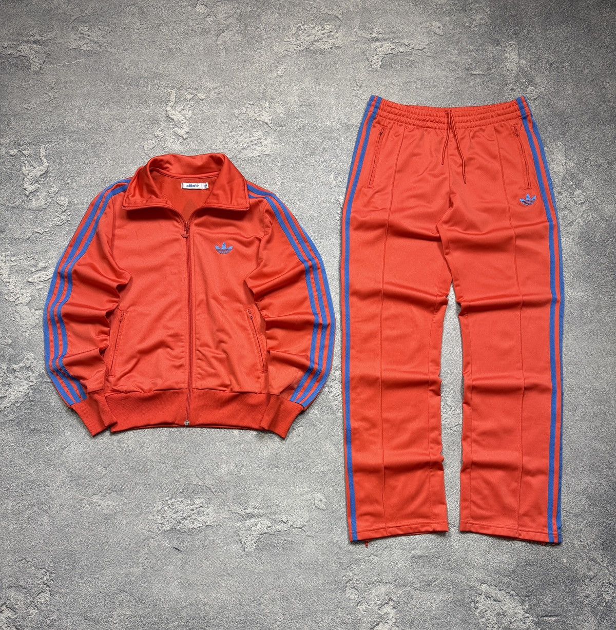 Adidas VINTAGE ADIDAS CUTE TRACK SUIT 1990s Size S / US 4 / IT 40 - 1 Thumbnail
