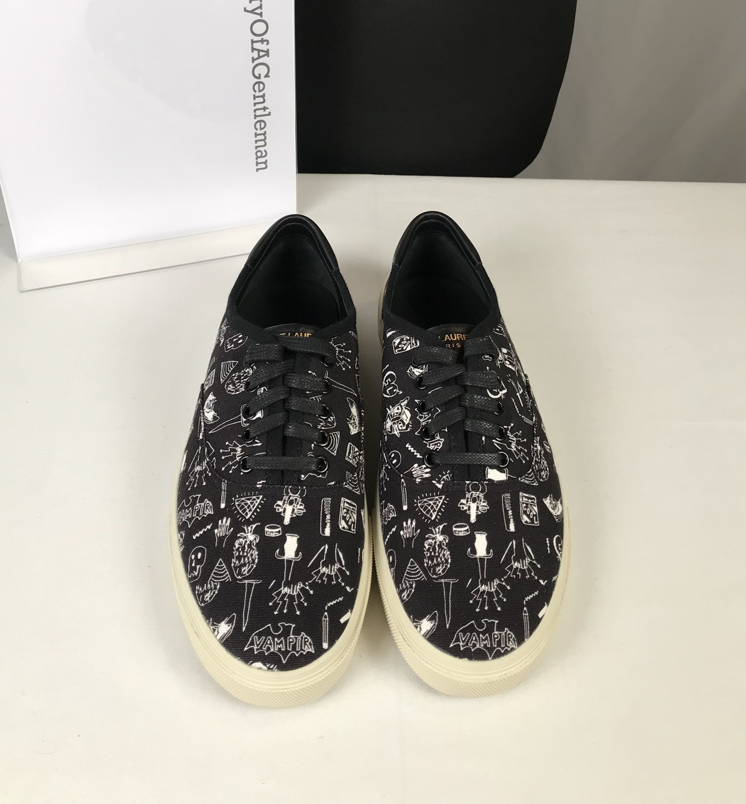Saint Laurent Paris Saint Laurent Black Low Top Sneaker Size US 10 / EU 43 - 1 Thumbnail