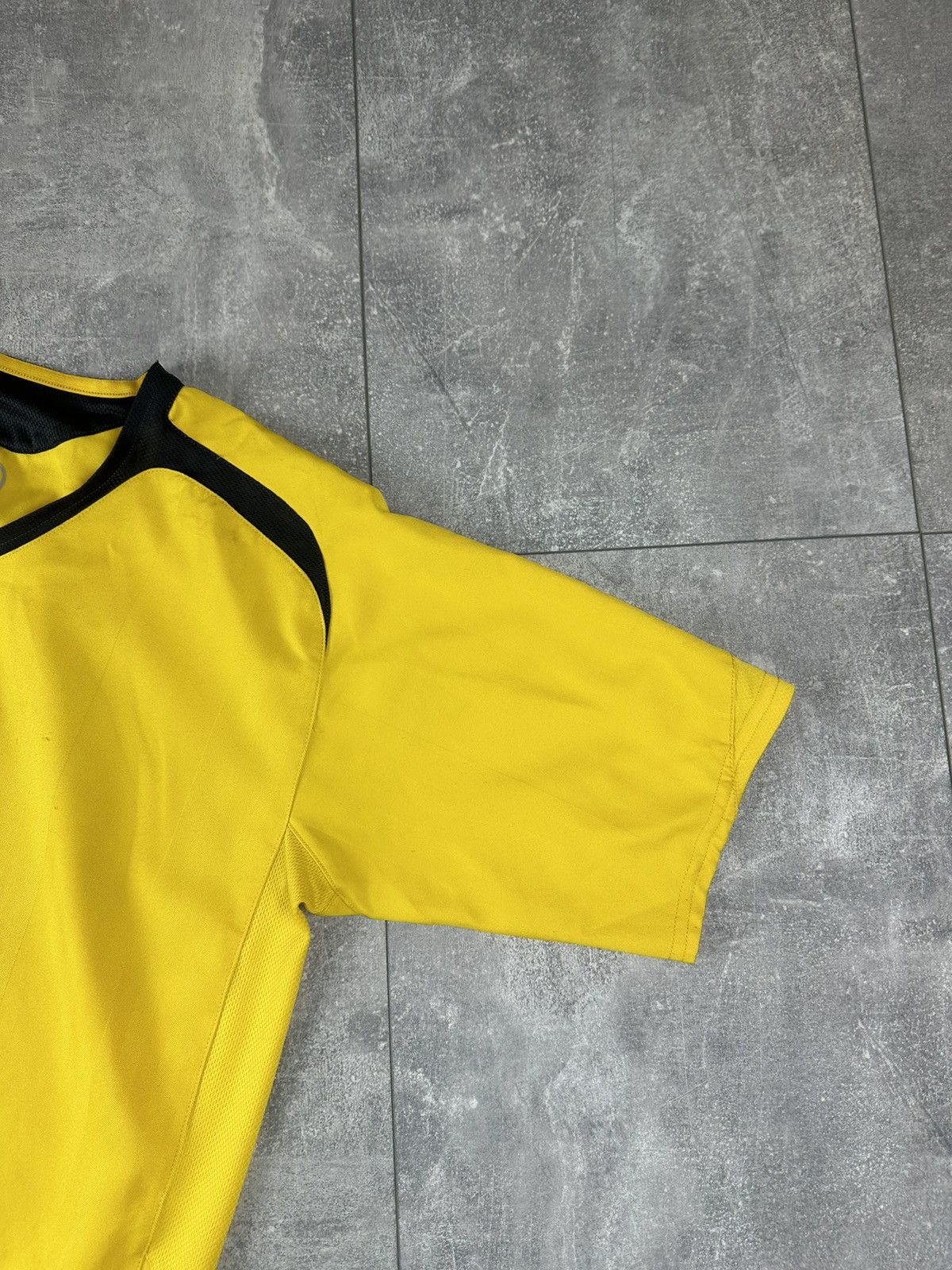 Nike Nike Arsenal London FC 2005/06 Away Soccer Football Jersey Size US S / EU 44-46 / 1 - 8 Thumbnail