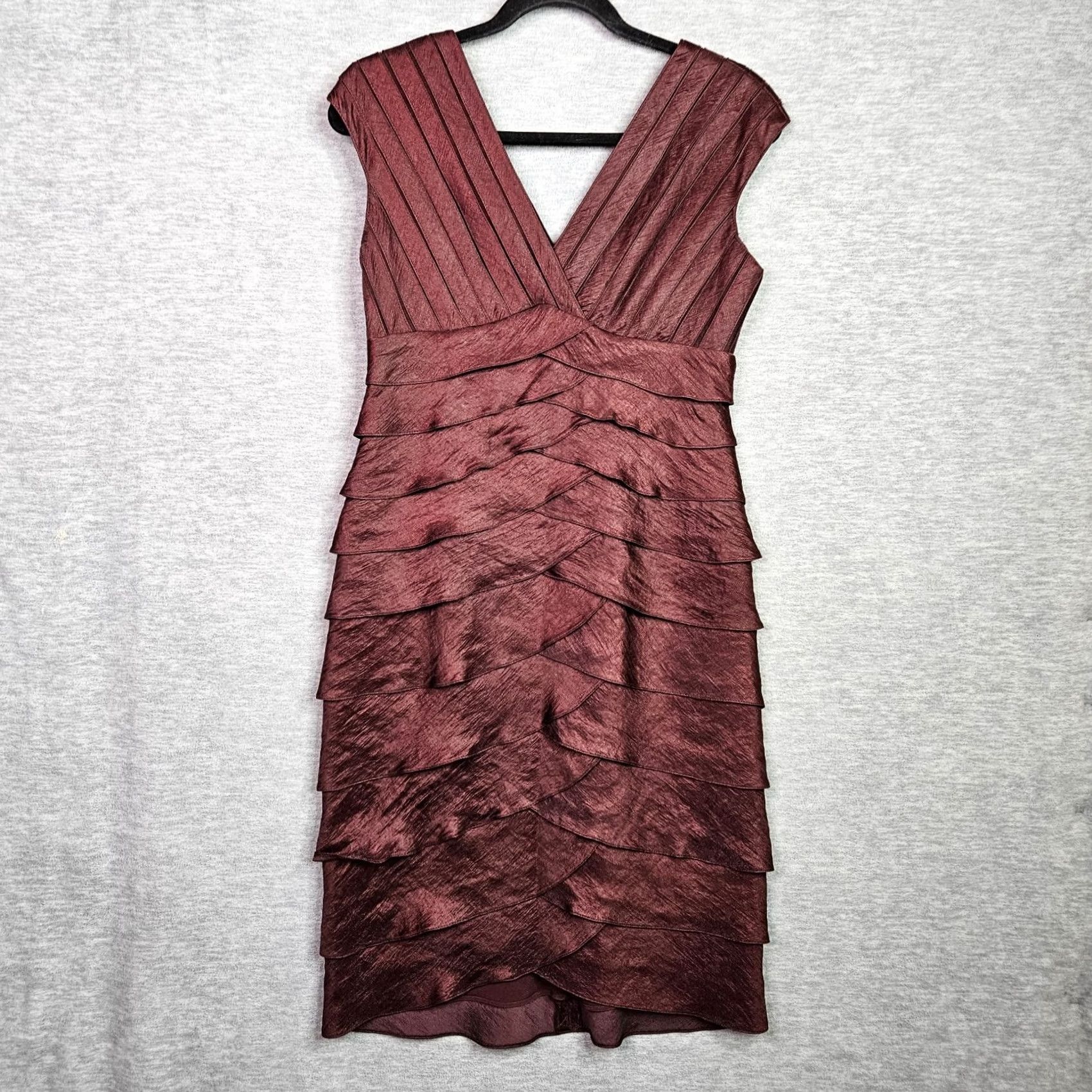 Adrianna Papell Adrianna Papell Dress Sz 6 Burgundy Tiered Ruffle Cocktail Formal Sleeveless Size M / US 6-8 / IT 42-44 - 2 Thumbnail