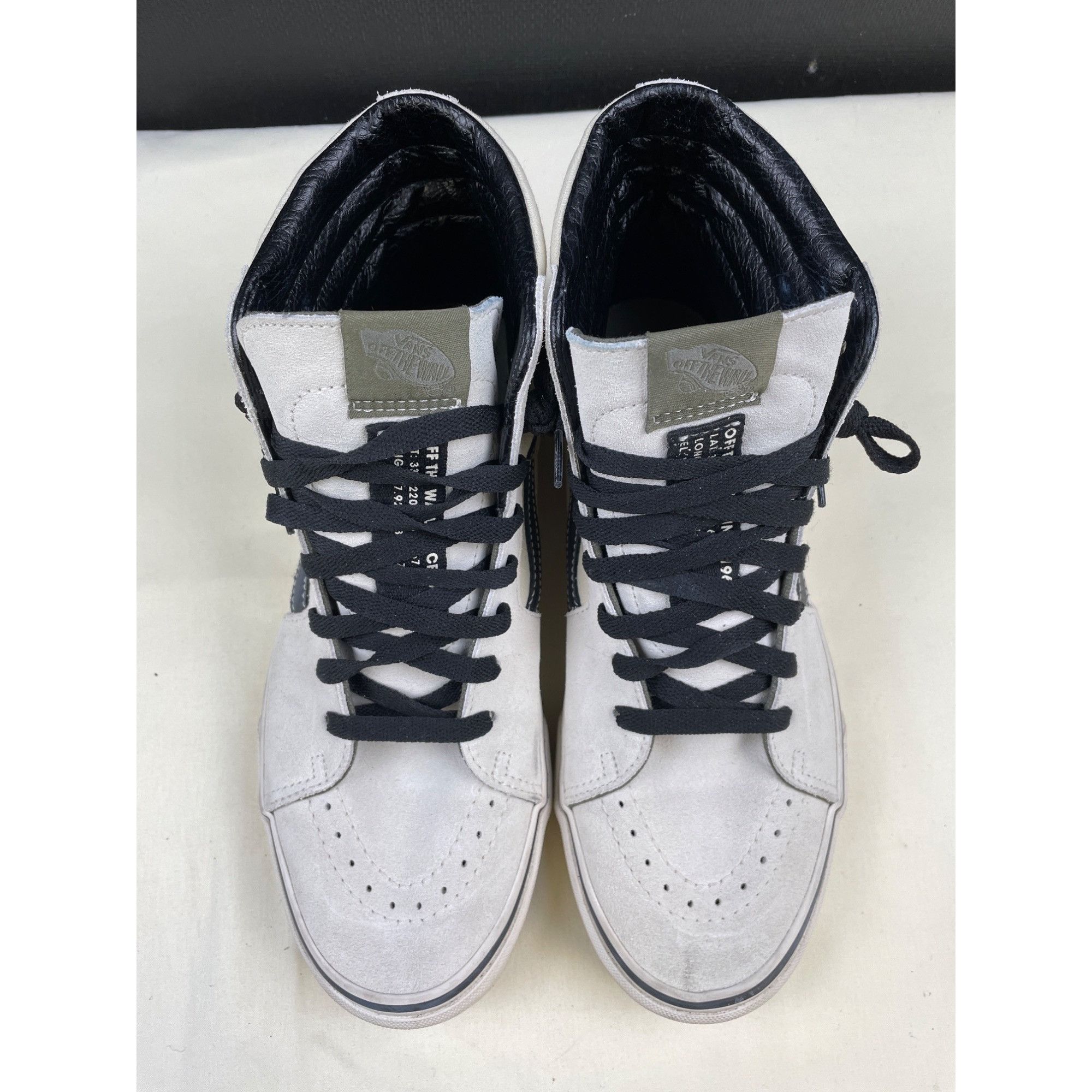 Vans Vans Unisex White Suede High top Skater Shoes/ Sneakers Size Size US 8.5 / EU 41-42 - 2 Thumbnail
