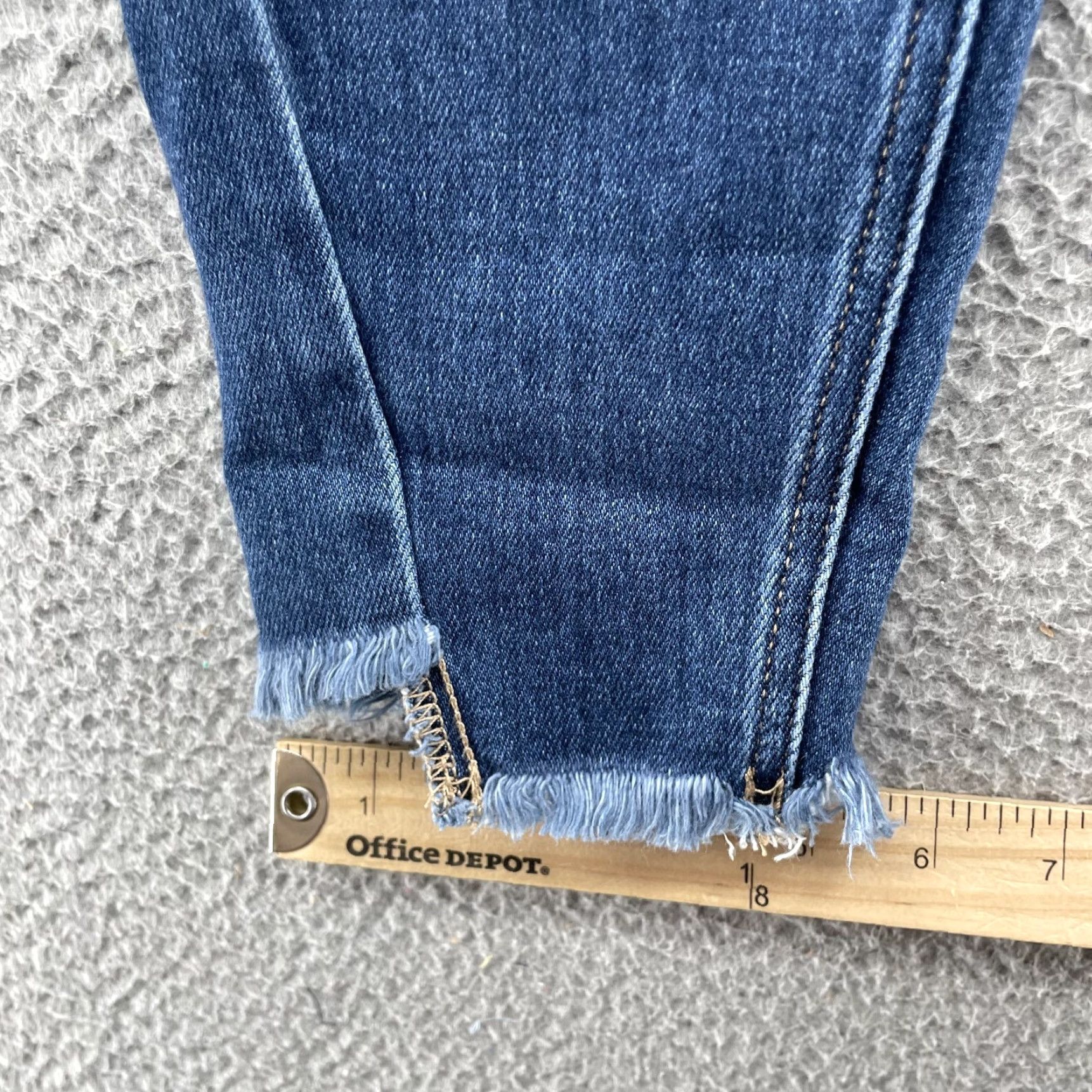 Vintage Kancan Maurices Jean Women 28* Skinny Asymetrical Frayed Hem Boho Chic Y2k Rodeo Women Size 28" / US 6 / IT 42 - 4 Thumbnail