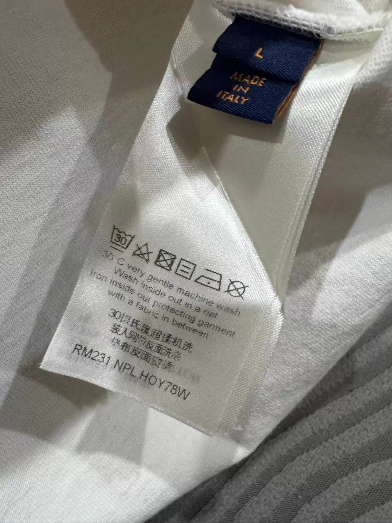 Louis Vuitton LV Short Sleeve Authentic Tee Size US L / EU 52-54 / 3 - 2 Thumbnail