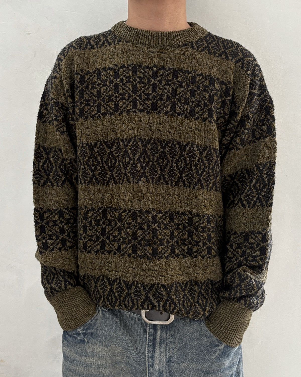 Vintage 2000s Olive Green & Black Pattern Knit Sweater Size US L / EU 52-54 / 3 - 4 Thumbnail