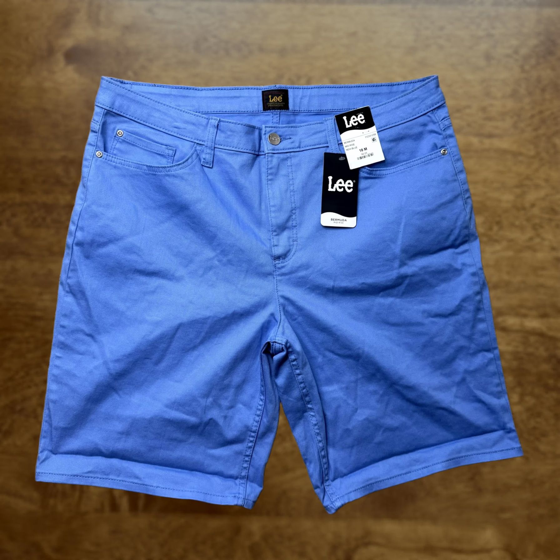 Lee Lee Womens 18 Blue Twill Bermuda Stretch Casual Summer Shorts Size 40" / US 18 - 1 Thumbnail