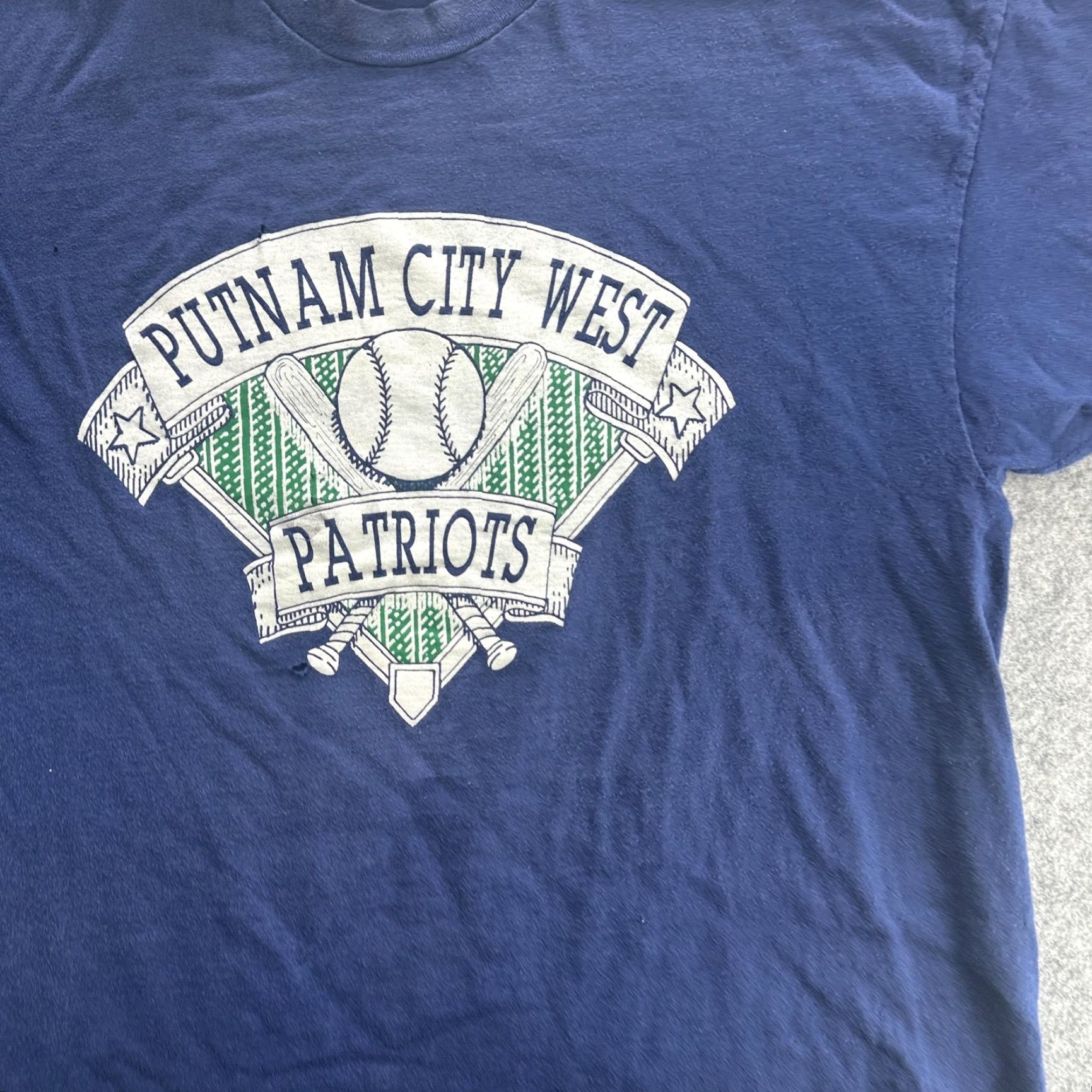 Hanes VINTAGE Putnam City West Patriots T-Shirt Mens 2XL Cotton Short Sleeve Baseball Graphic Print Navy Blue Sports School Fans Size US XXL / EU 58 / 5 - 4 Thumbnail