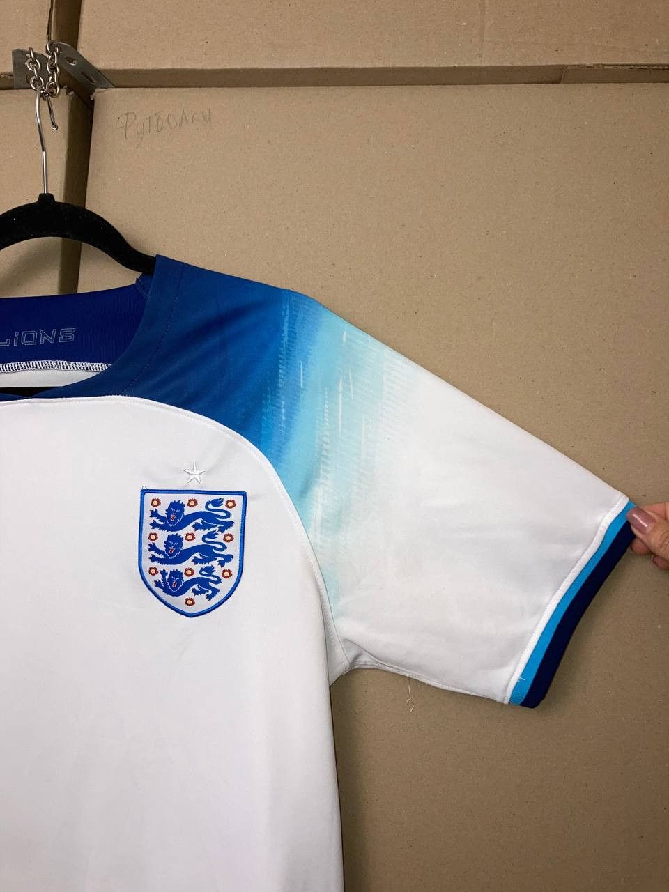 Nike NIKE 2023 ENGLAND HOME SOCCER FOOTBALL SHIRT JERSEY Size US L / EU 52-54 / 3 - 8 Thumbnail