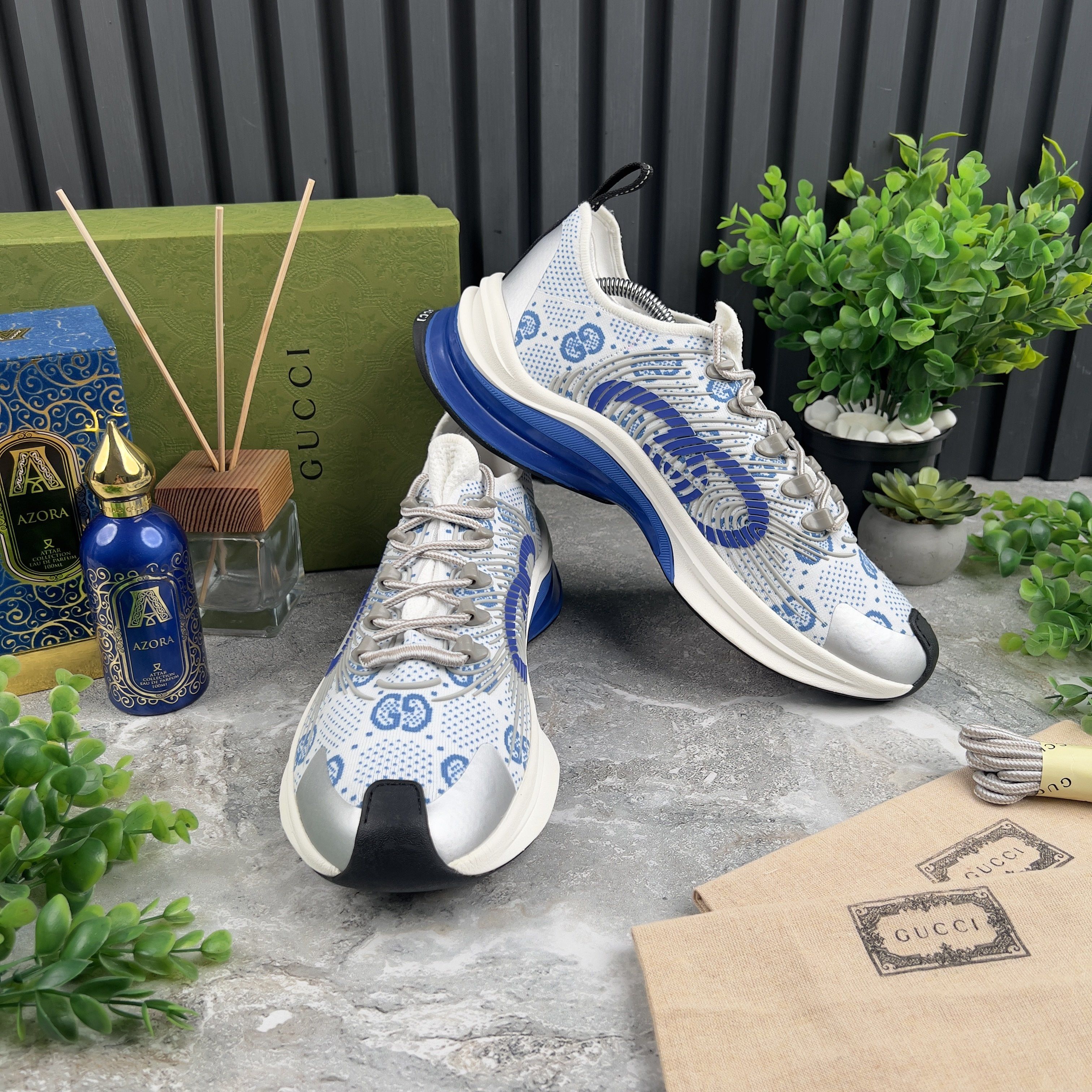 Gucci NEW Gucci Run Exclusiv GG Monogram Sneakers Fabric Size US 10.5 / EU 43-44 - 5 Thumbnail